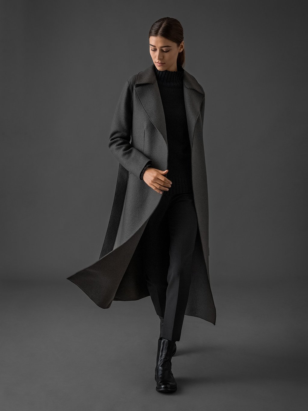 Detailansicht von Langer Wollmantel von HARRIS WHARF LONDON