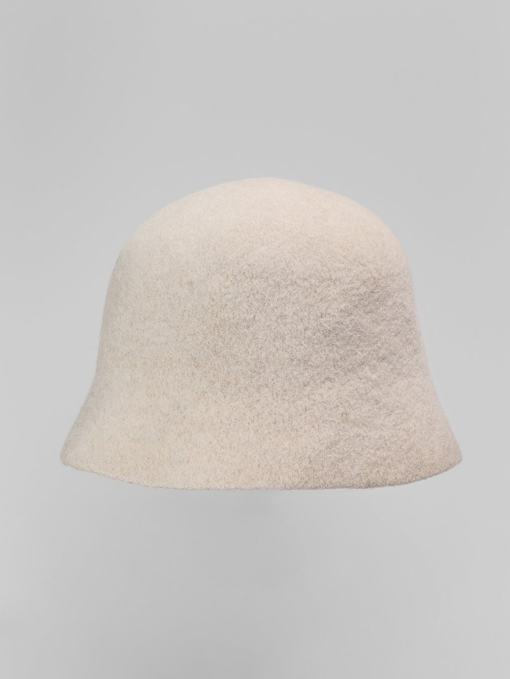 Detailansicht von Hut von MATURE