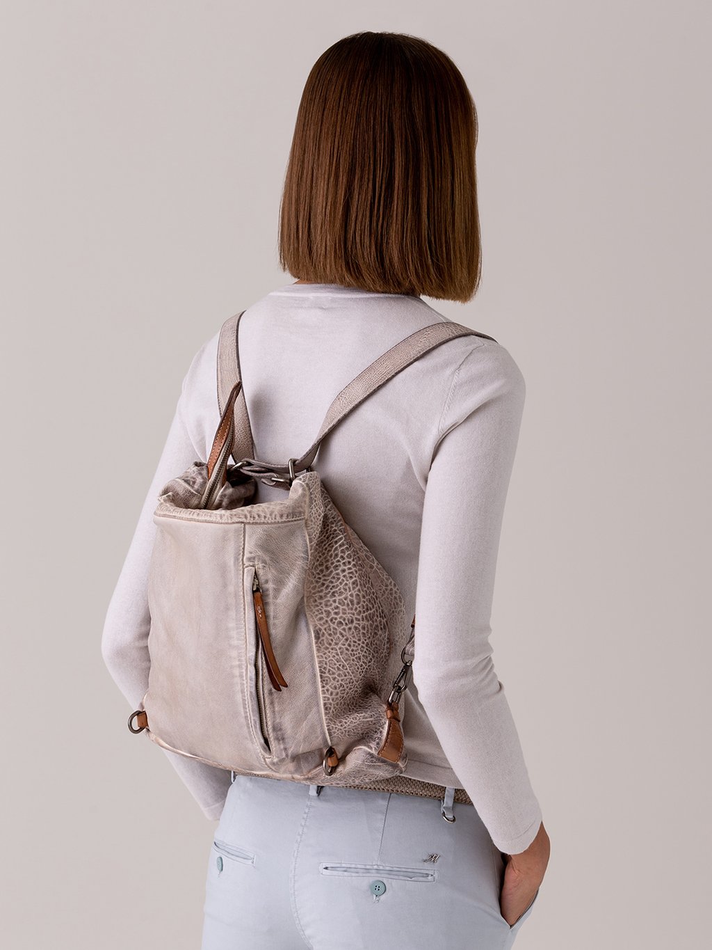 Detailansicht von Rucksack aus Leder von REPTILE'S HOUSE