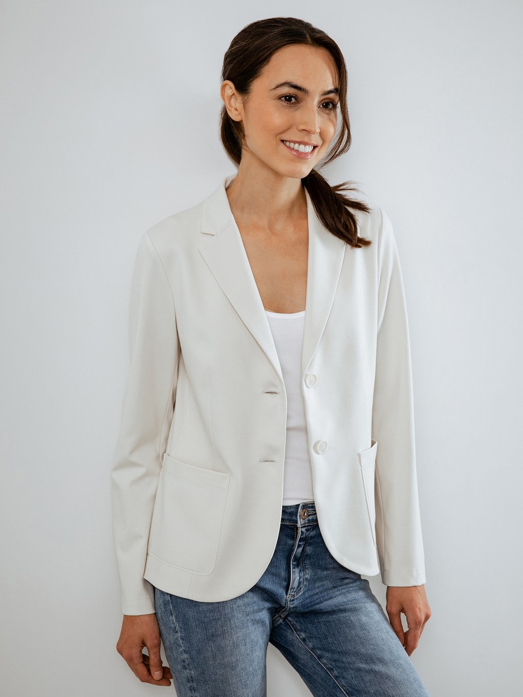 Detailansicht von Jersey Blazer von HARRIS WHARF LONDON