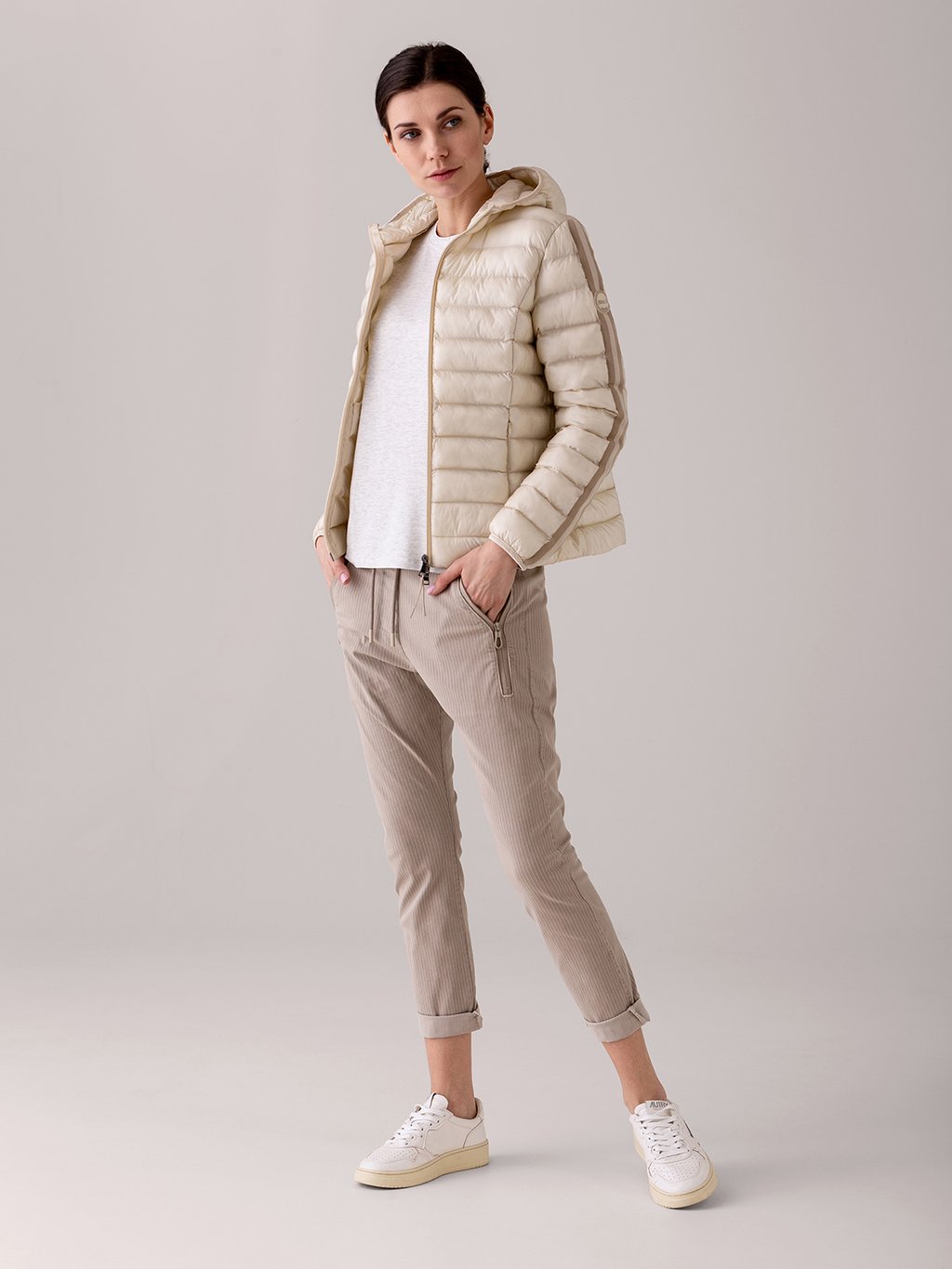 Detailansicht von Lässige Hose im Jogging-Stil von ZHRILL