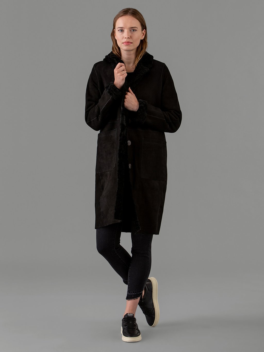 Detailansicht von Lammledermantel von BENEDETTA NOVI