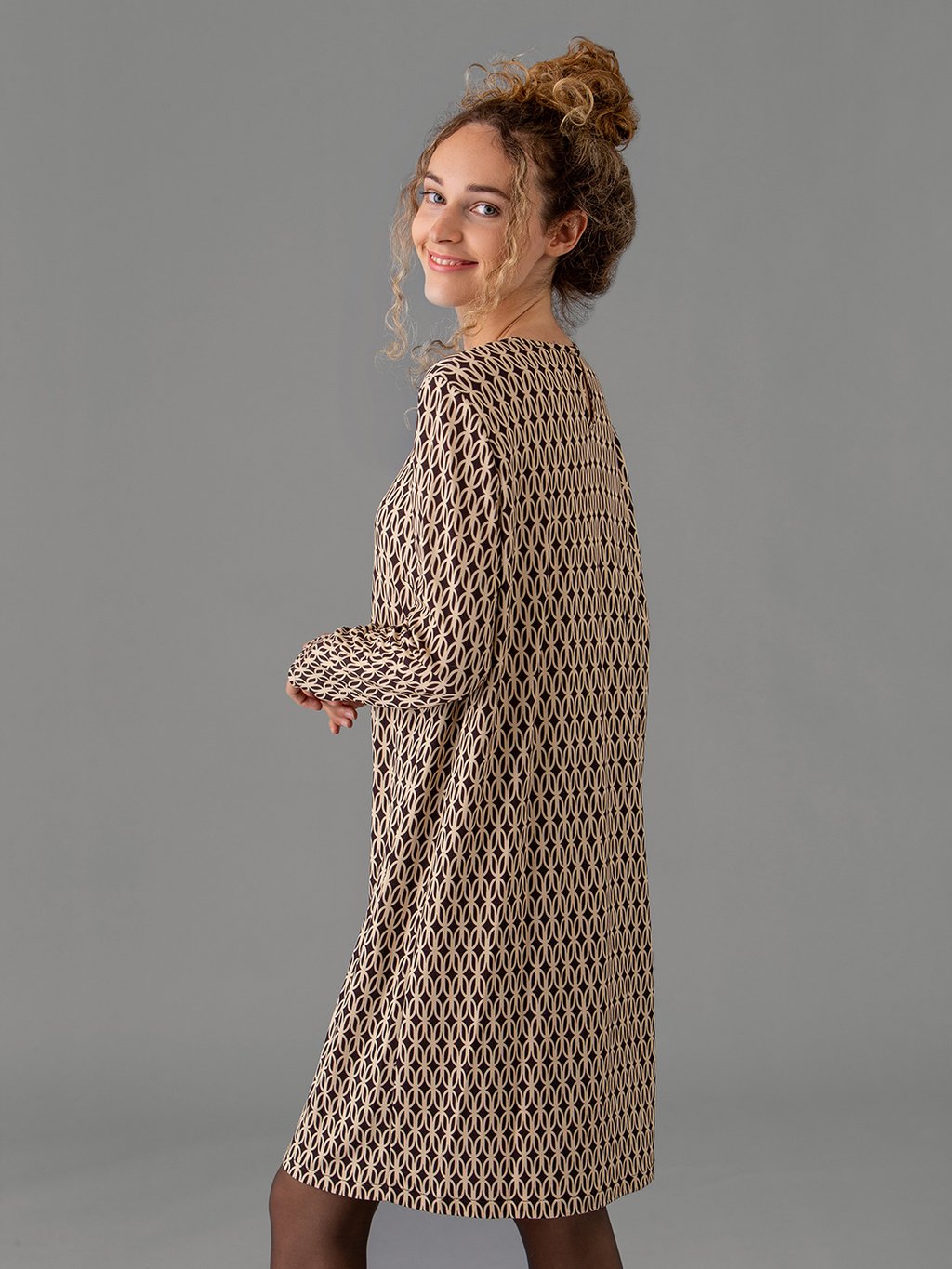 Detailansicht von Midi-Kleid von SIYU