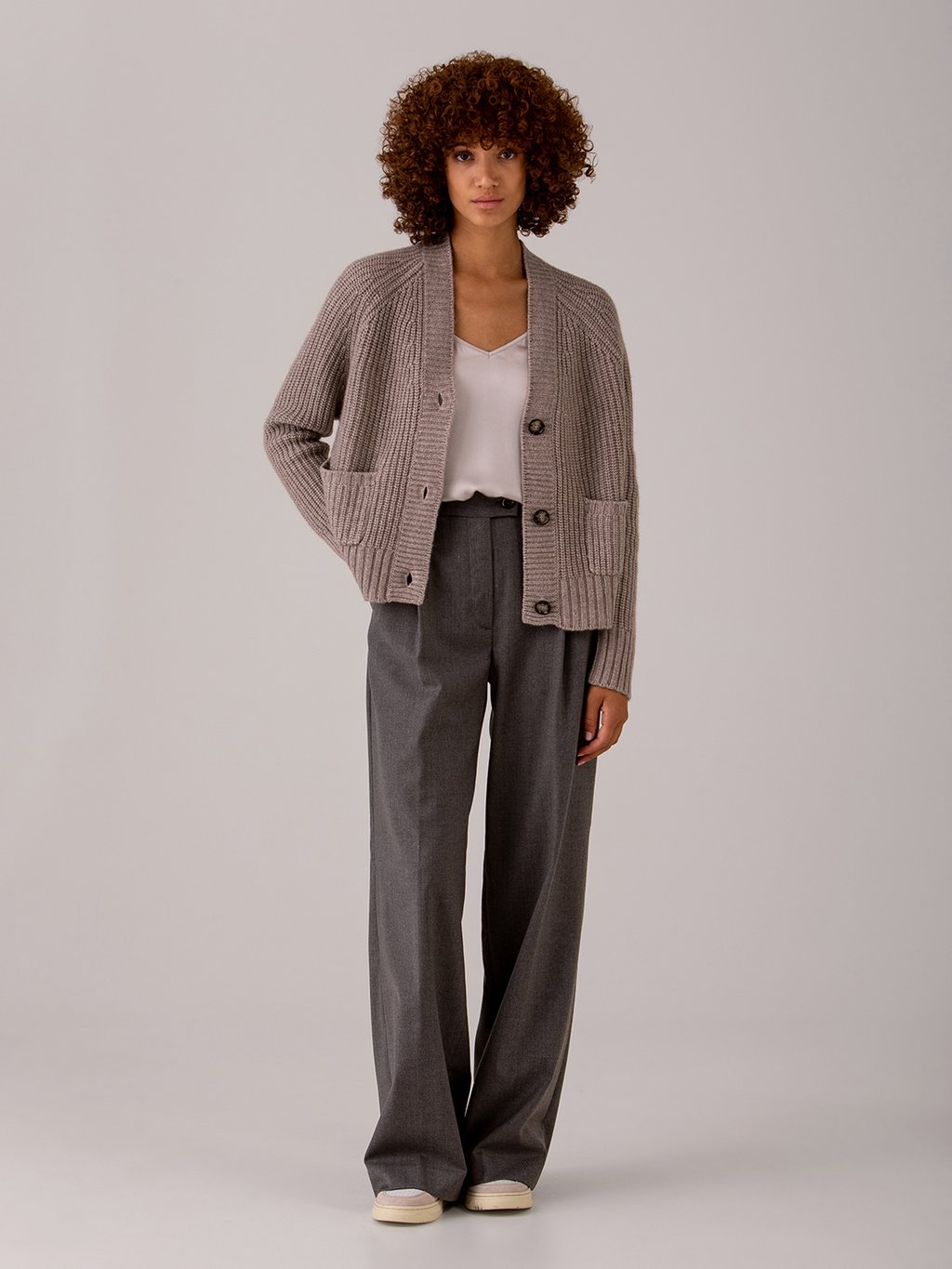 Detailansicht von Weite Hose mit Bundfalte von NINE IN THE MORNING