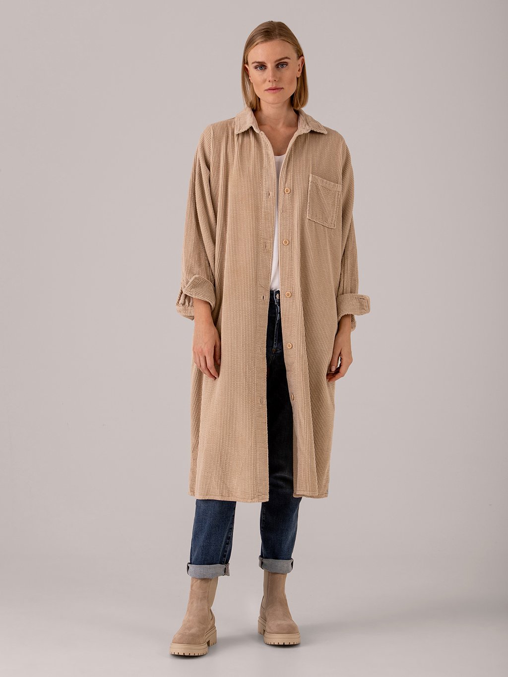 Detailansicht von Cordmantel von AMERICAN VINTAGE