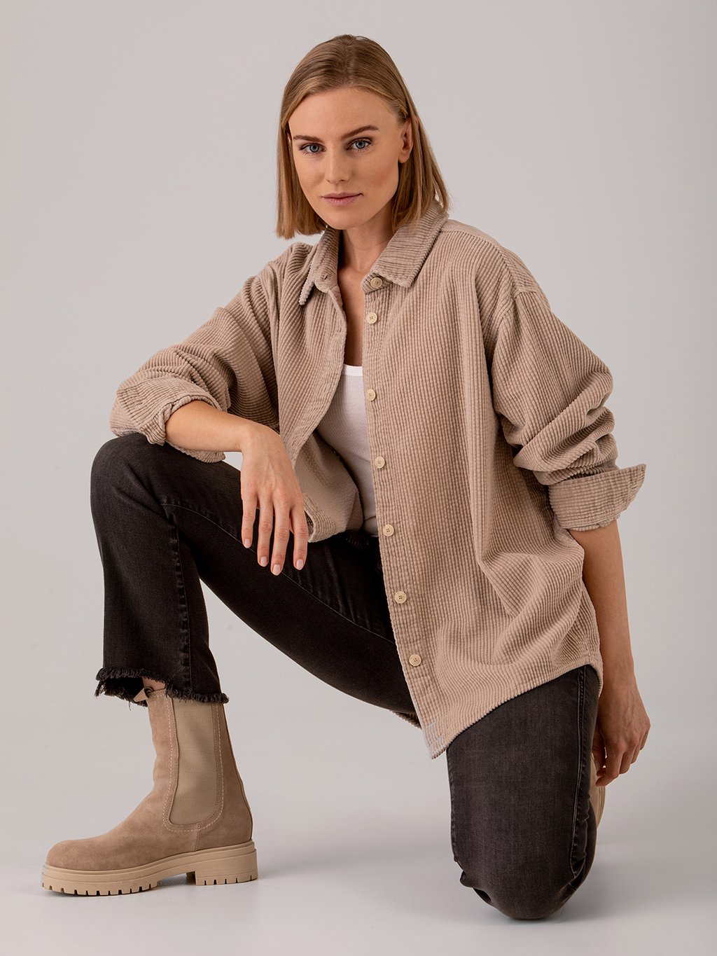 Detailansicht von Cordhemd von AMERICAN VINTAGE