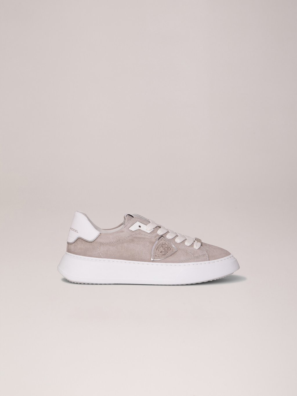 Detailansicht von Sneaker aus Leder von PHILIPPE MODEL