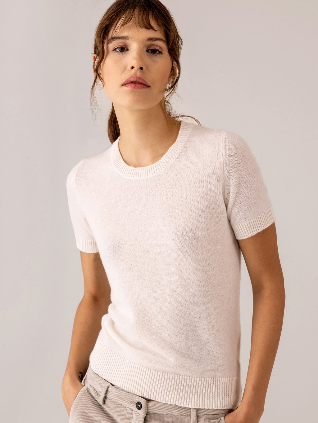 Detailansicht von Kurzarm-Pullover aus Cashmere von DANIELS