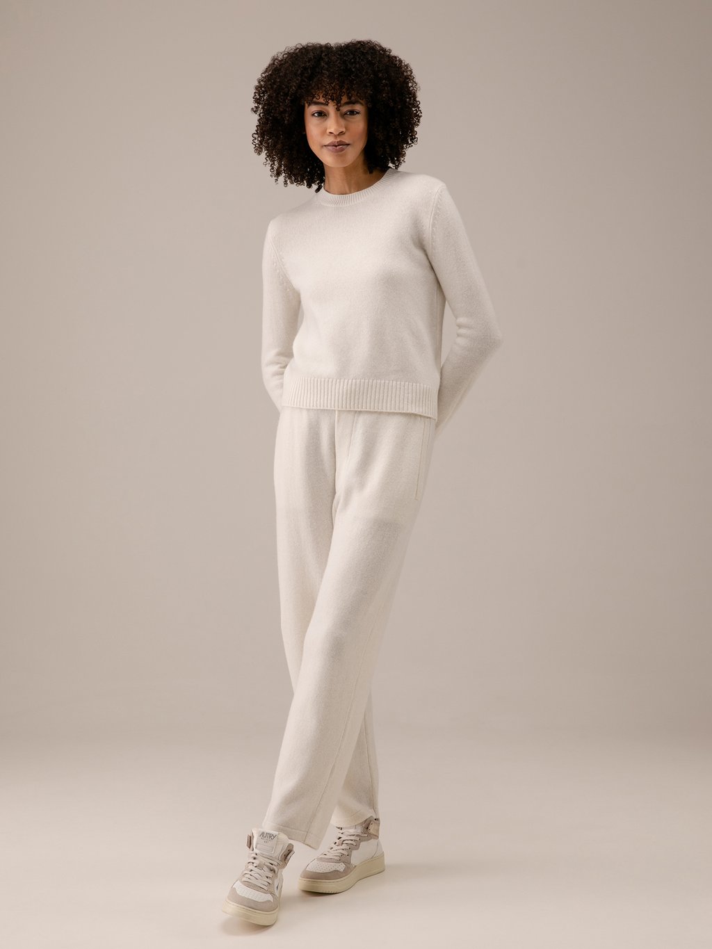 Detailansicht von Hose aus Cashmere von LISA YANG