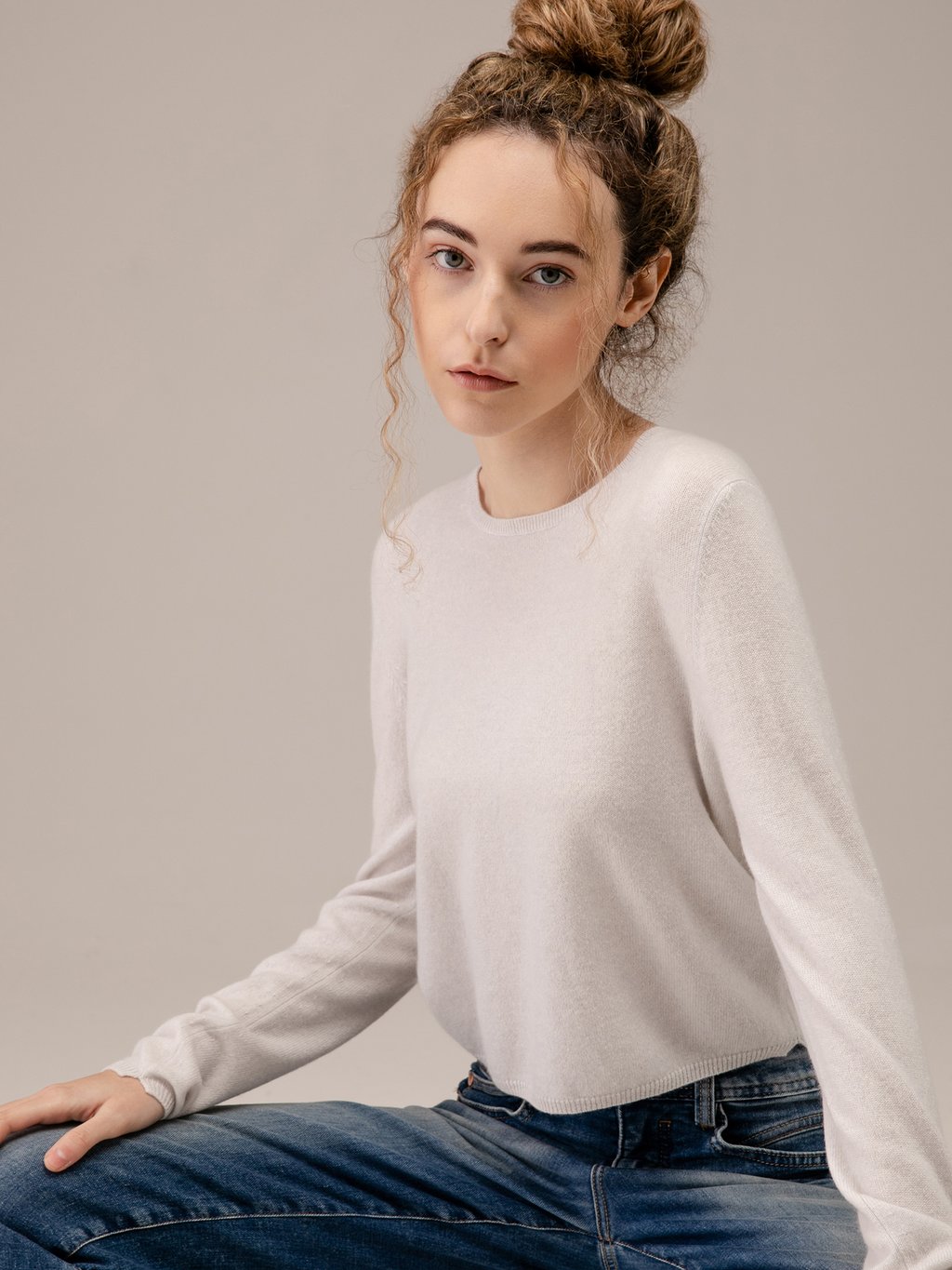Detailansicht von Cropped Pullover aus Cashmere von ALLUDE