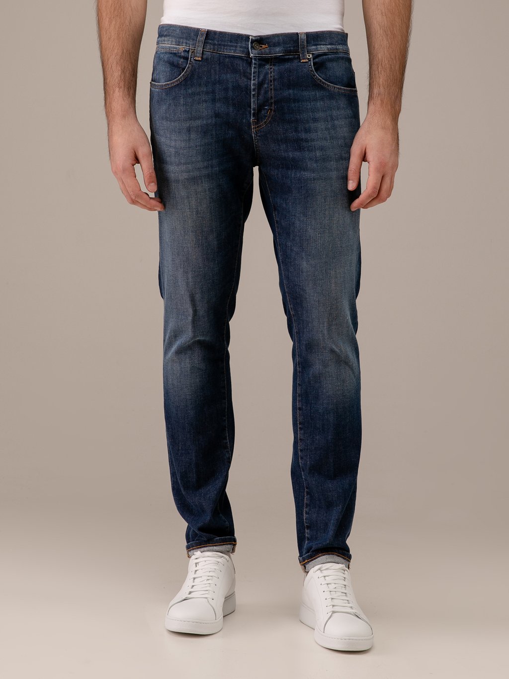 Detailansicht von Slim Fit Jeans von DONDUP