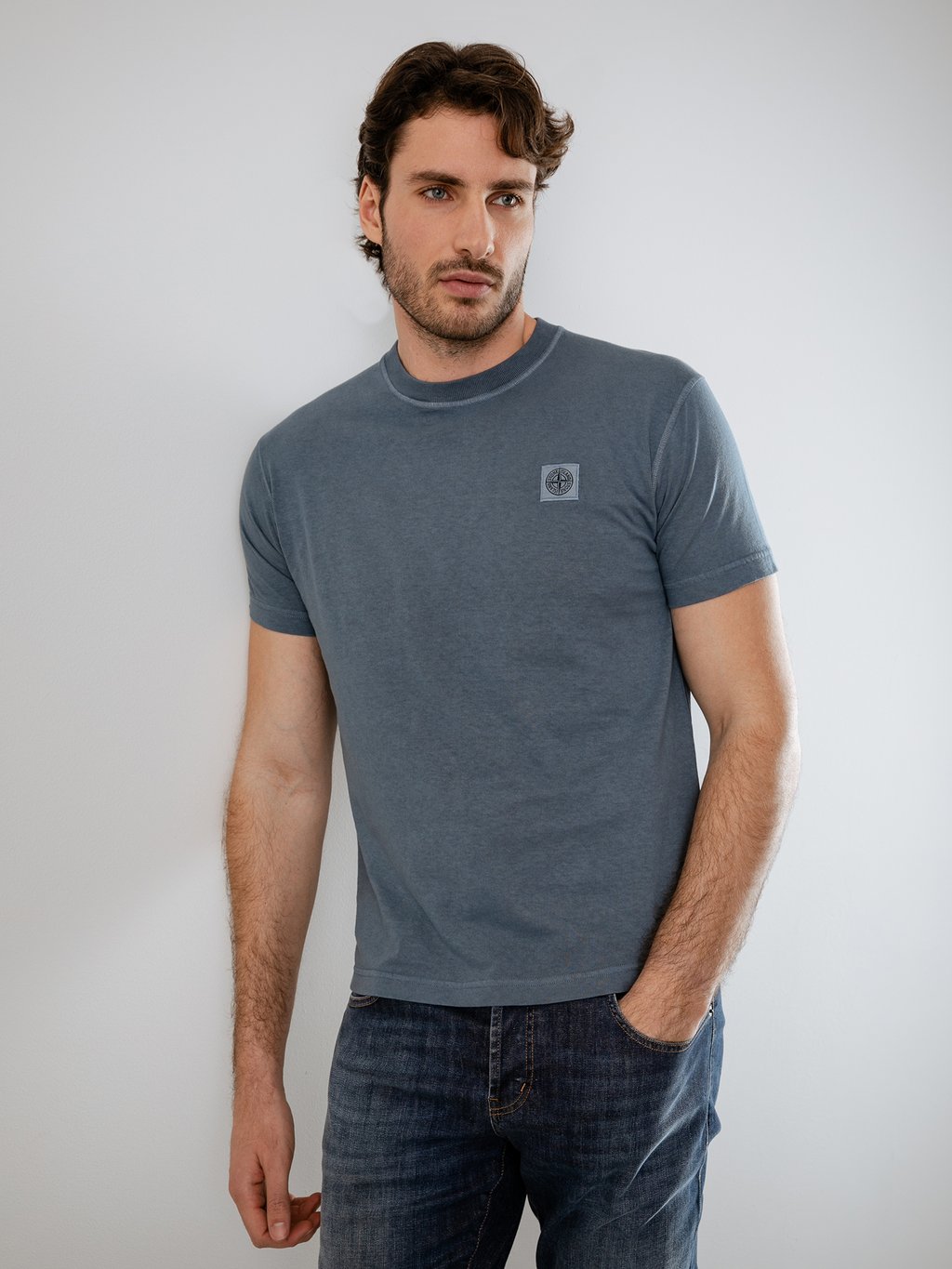 Detailansicht von T-Shirt aus Baumwolle von STONE ISLAND