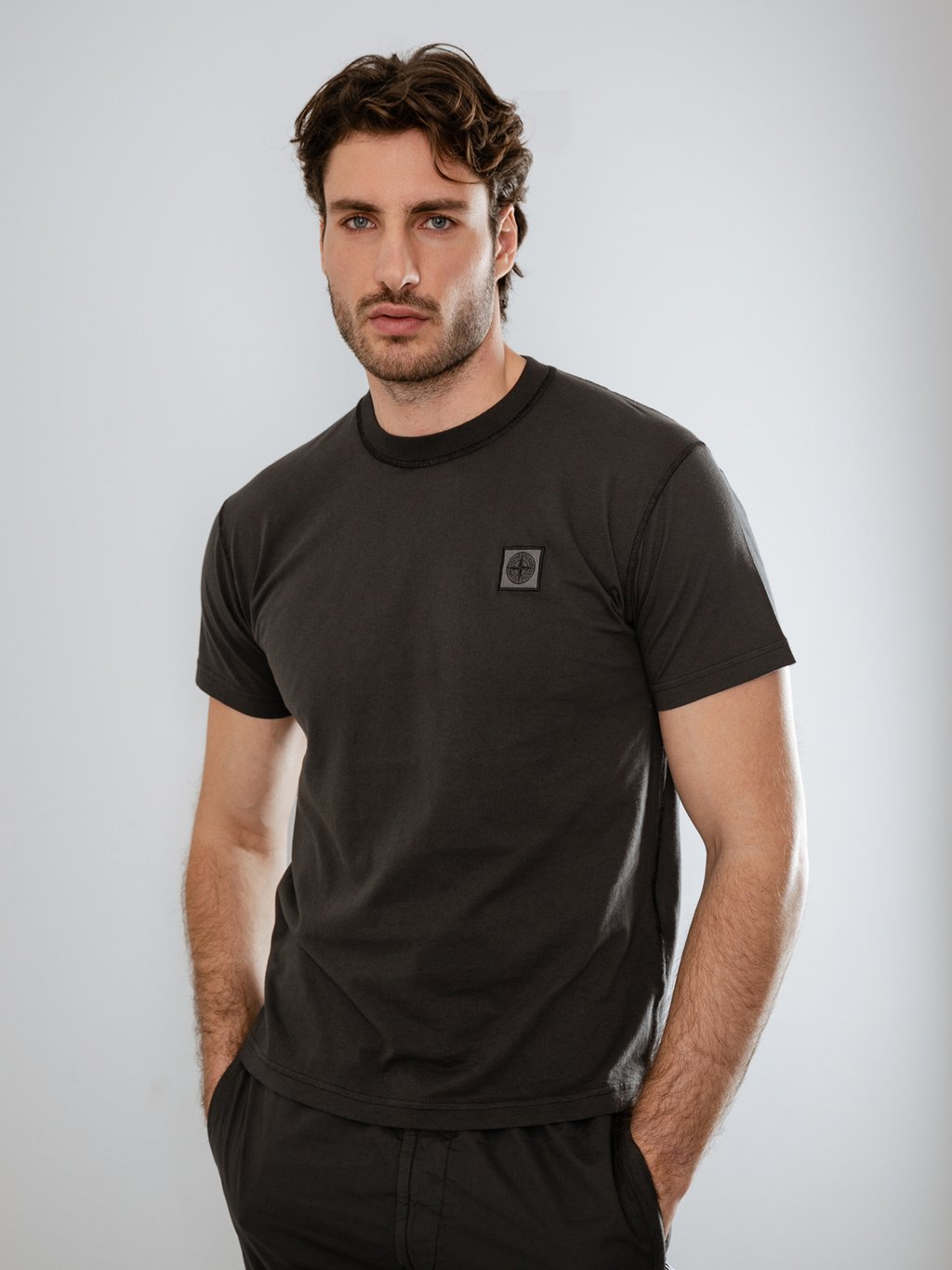 Detailansicht von T-Shirt aus Baumwolle von STONE ISLAND