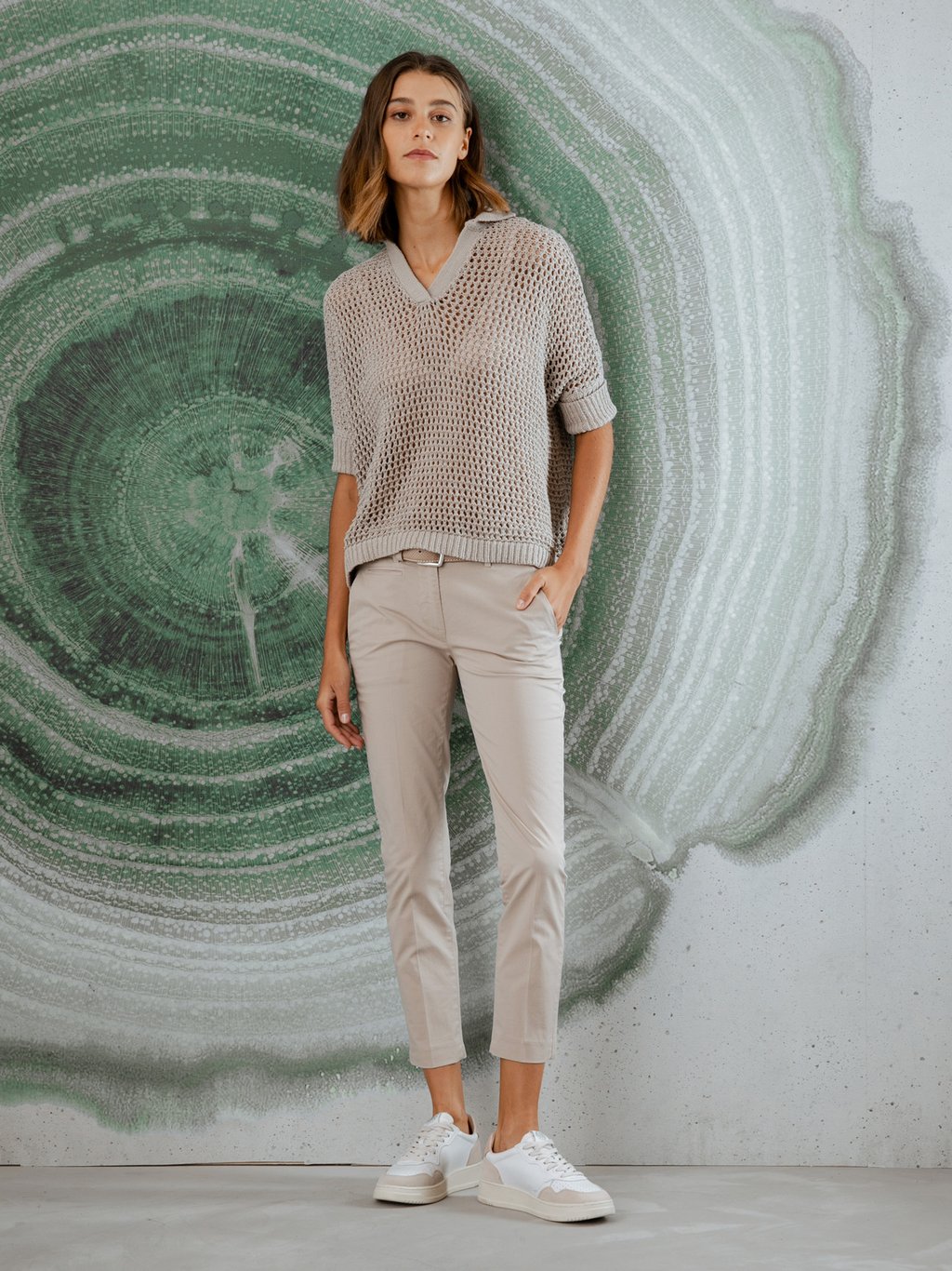 Detailansicht von Kurzarm-Pullover mit Lochstrick von DANIELS