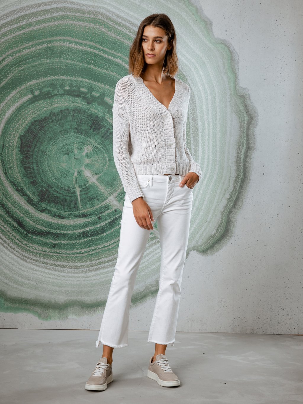 Detailansicht von Strickjacke aus Baumwolle von DANIELS