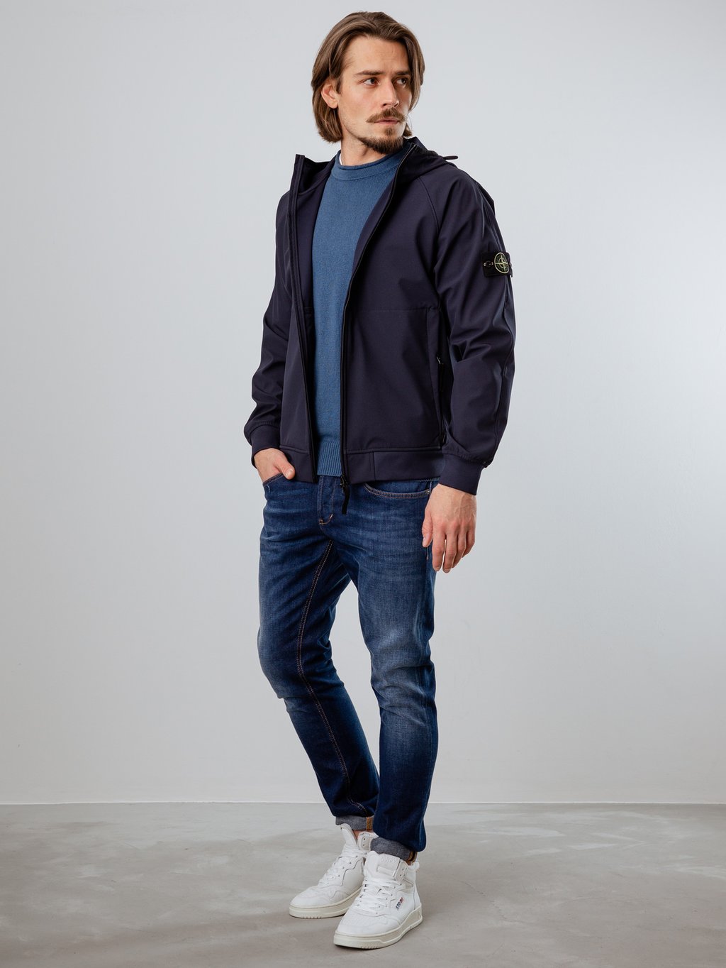 Detailansicht von Regenjacke von STONE ISLAND