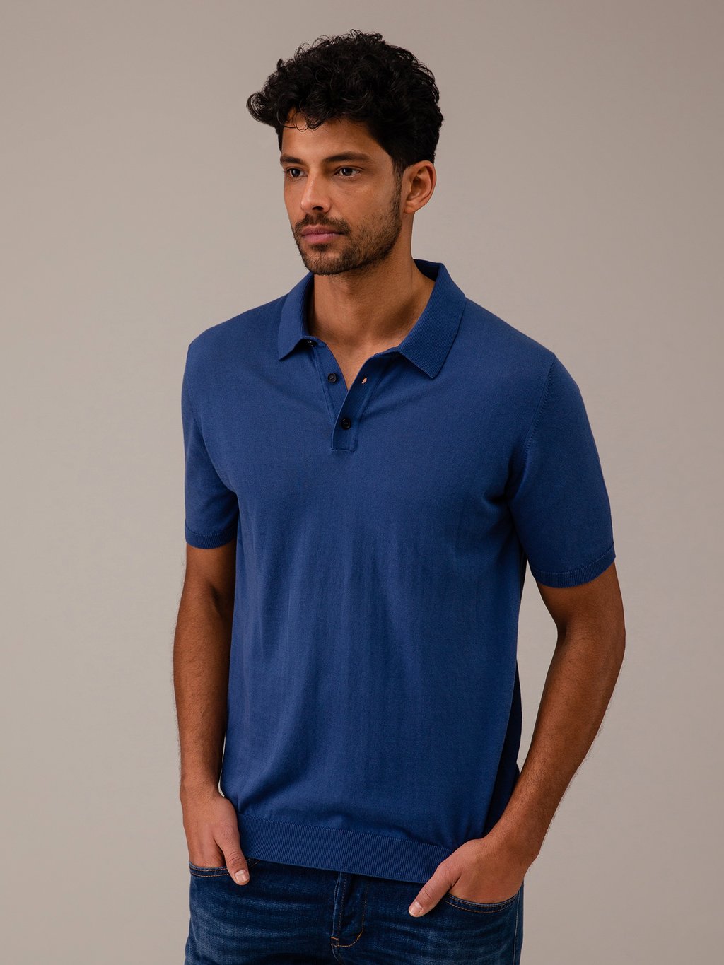 Detailansicht von Poloshirt aus Baumwolle von ROBERTO COLLINA