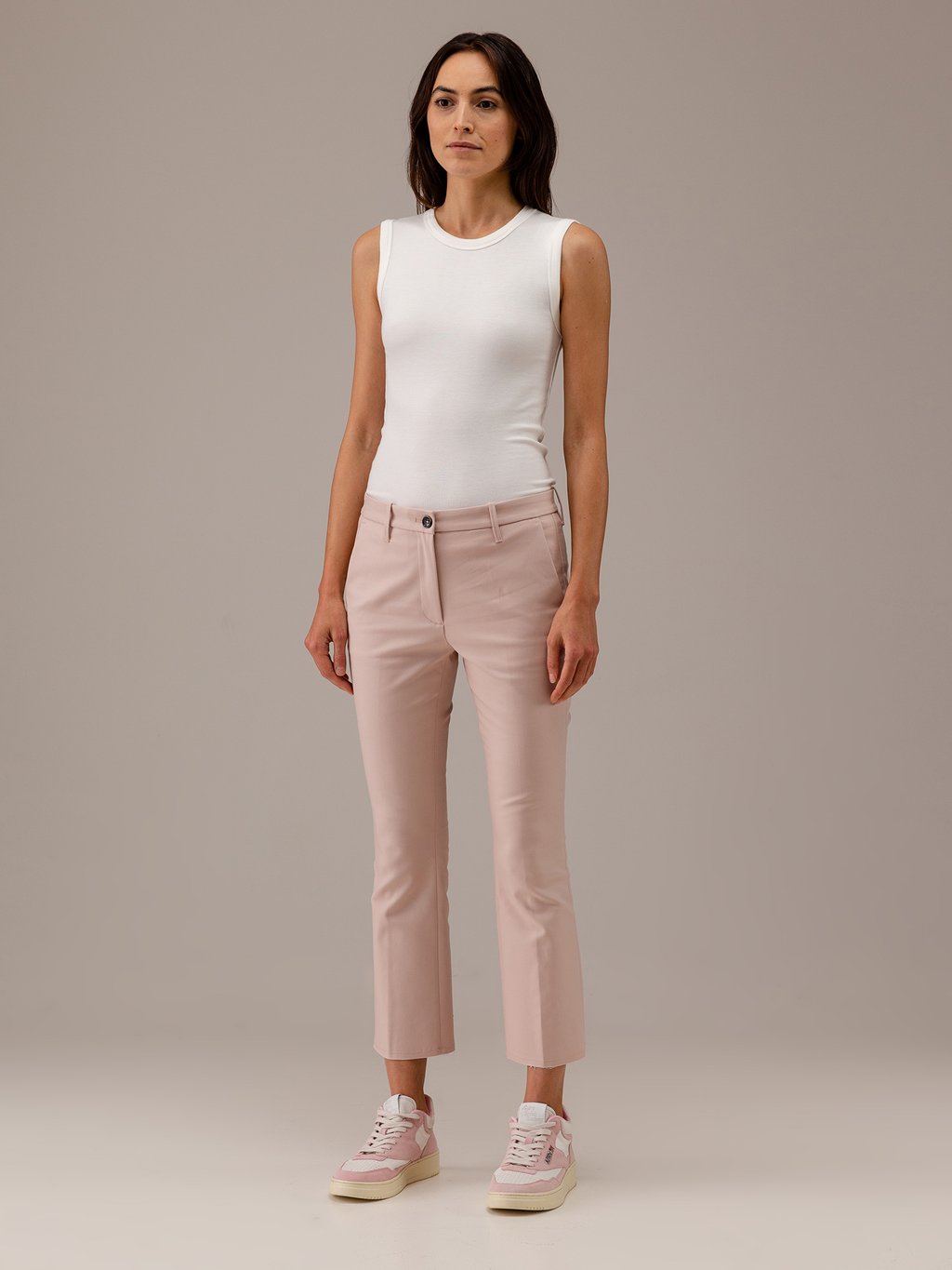 Detailansicht von Cropped Bootcut Hose von NINE IN THE MORNING