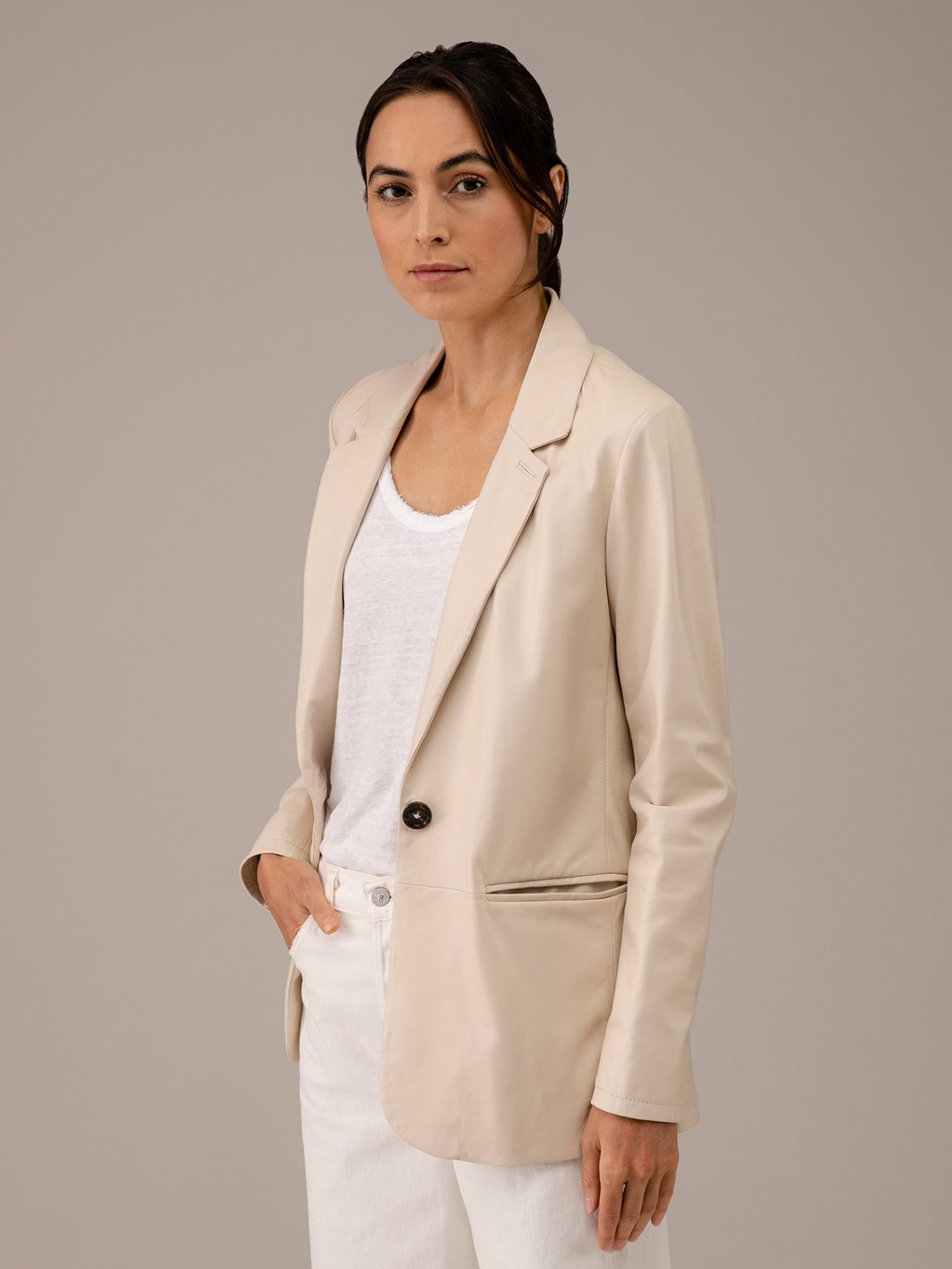 Detailansicht von Nappa-Lederblazer von OAKWOOD