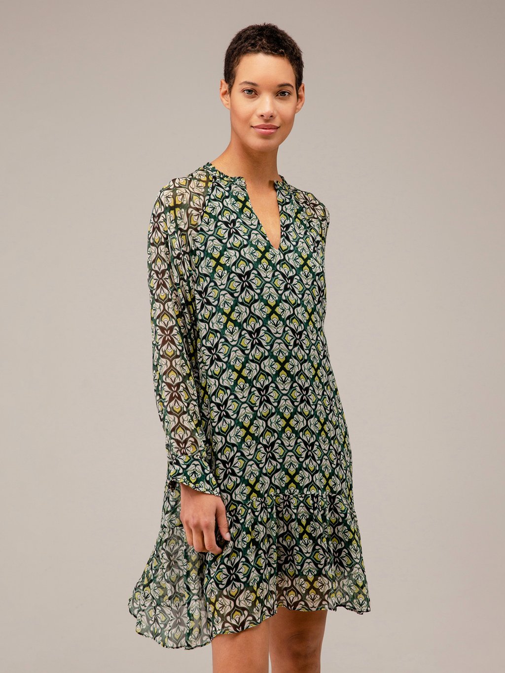 Detailansicht von Kurzes Kleid von DANIELS