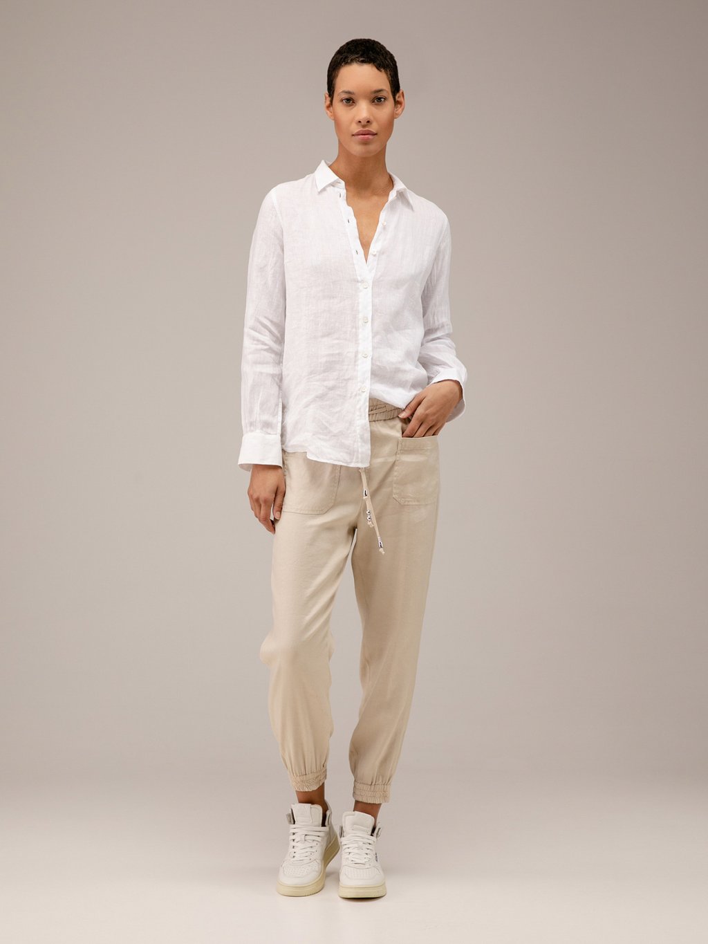 Detailansicht von Leinenbluse von MOS MOSH