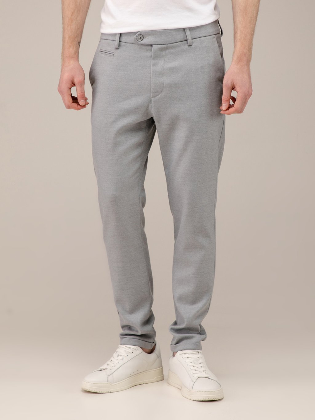 Detailansicht von Chinohose von LES DEUX