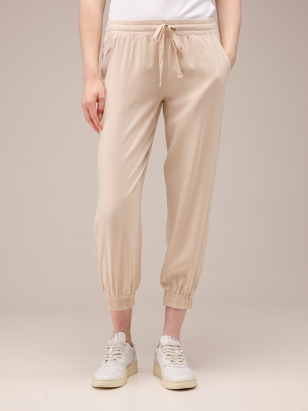 Detailansicht von Lässige Hose von BELLA DAHL