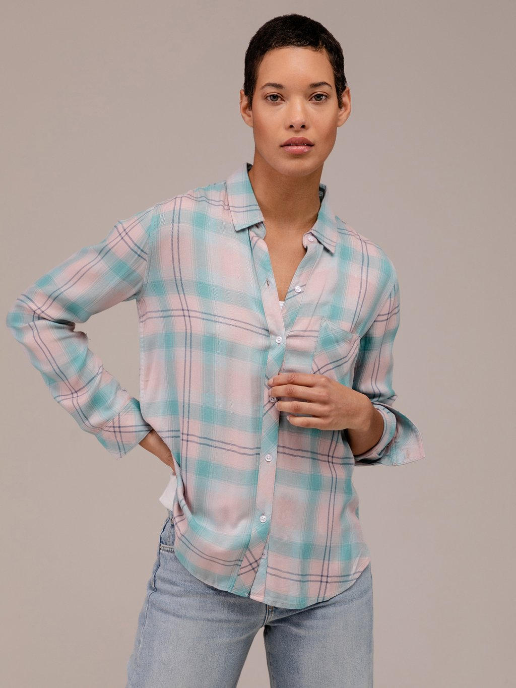 Detailansicht von Karobluse von RAILS