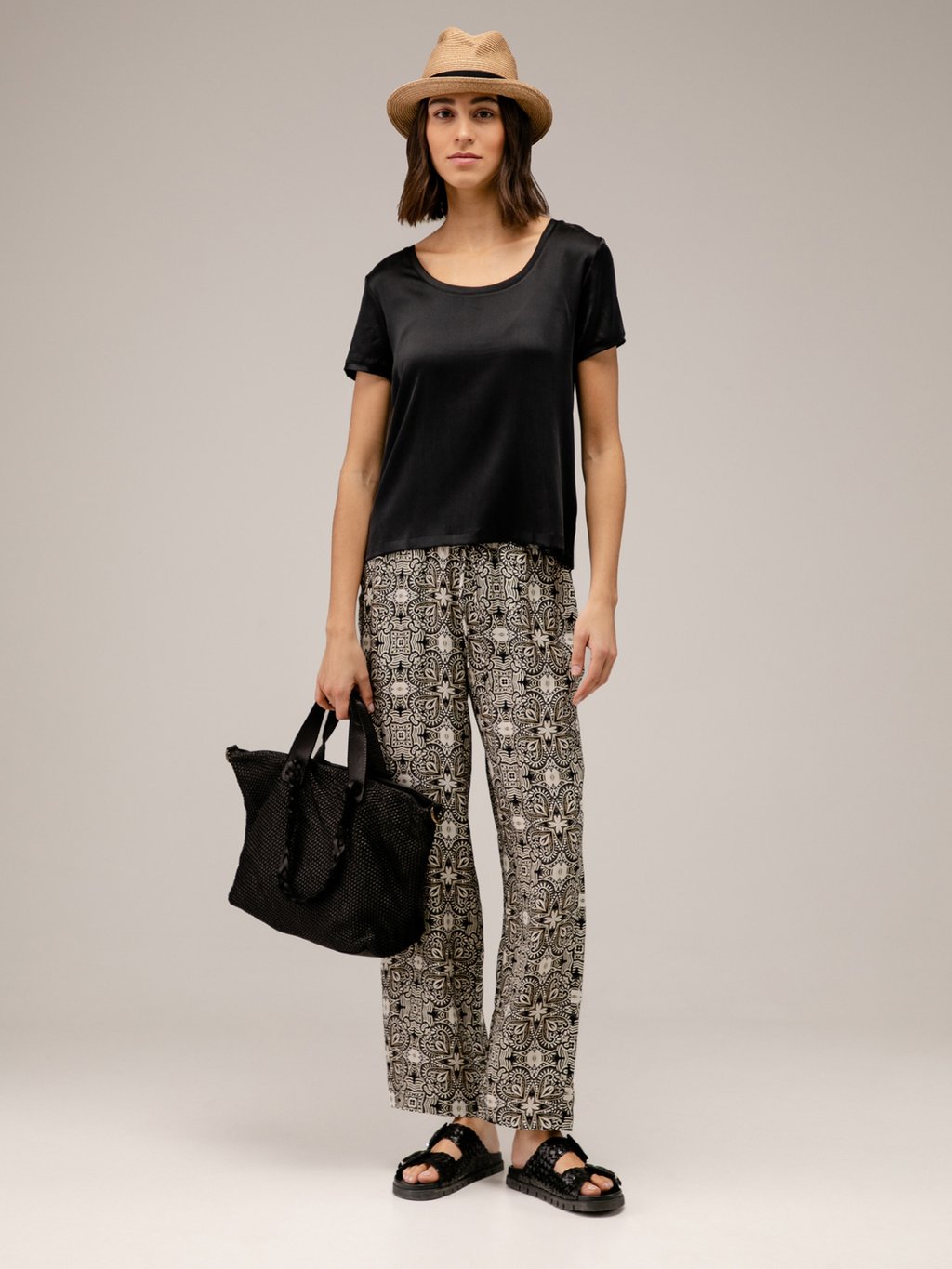 Detailansicht von Lässige Hose aus Seide von DANIELS