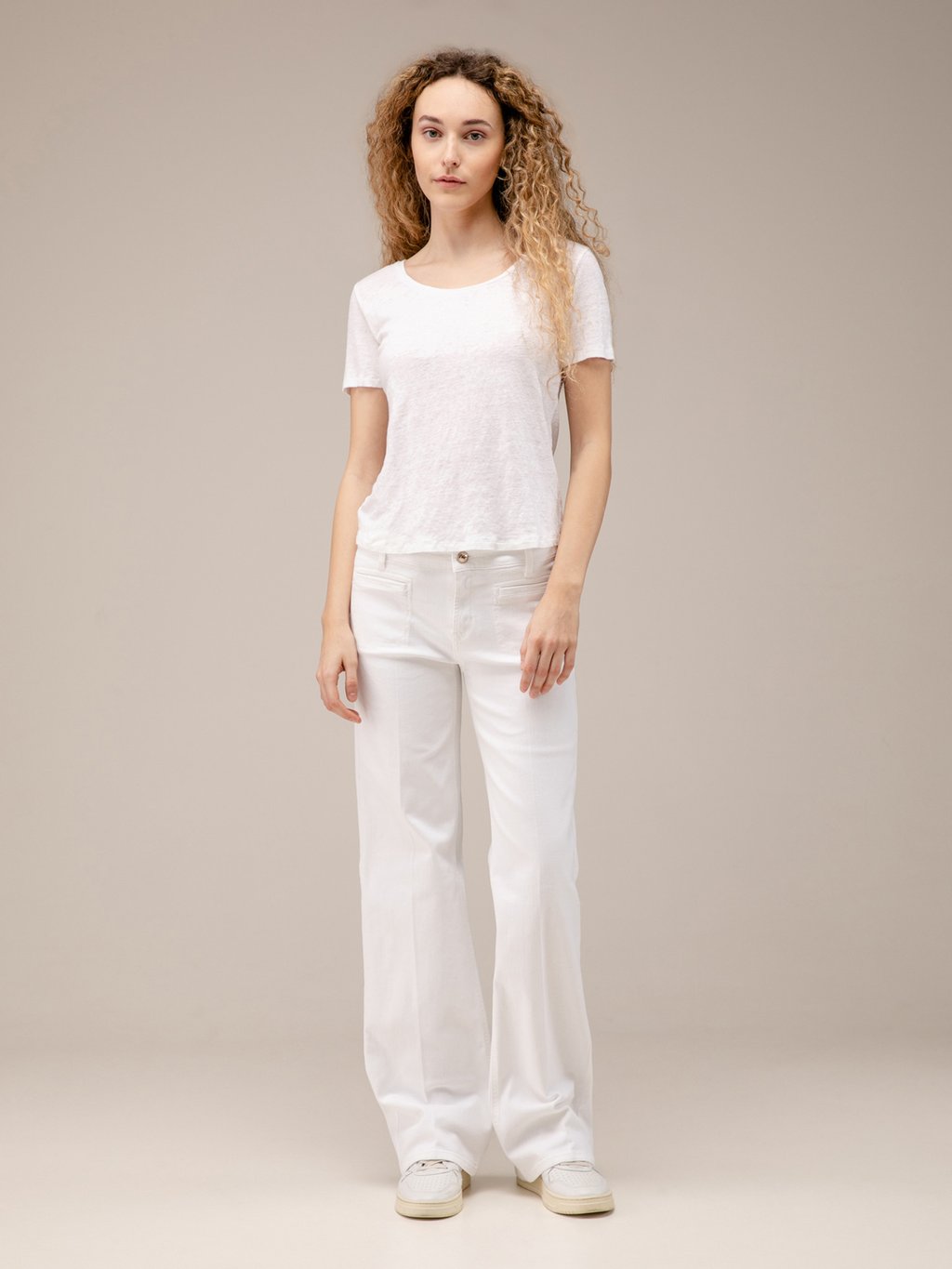 Detailansicht von Wide Leg Jeans von CAMBIO