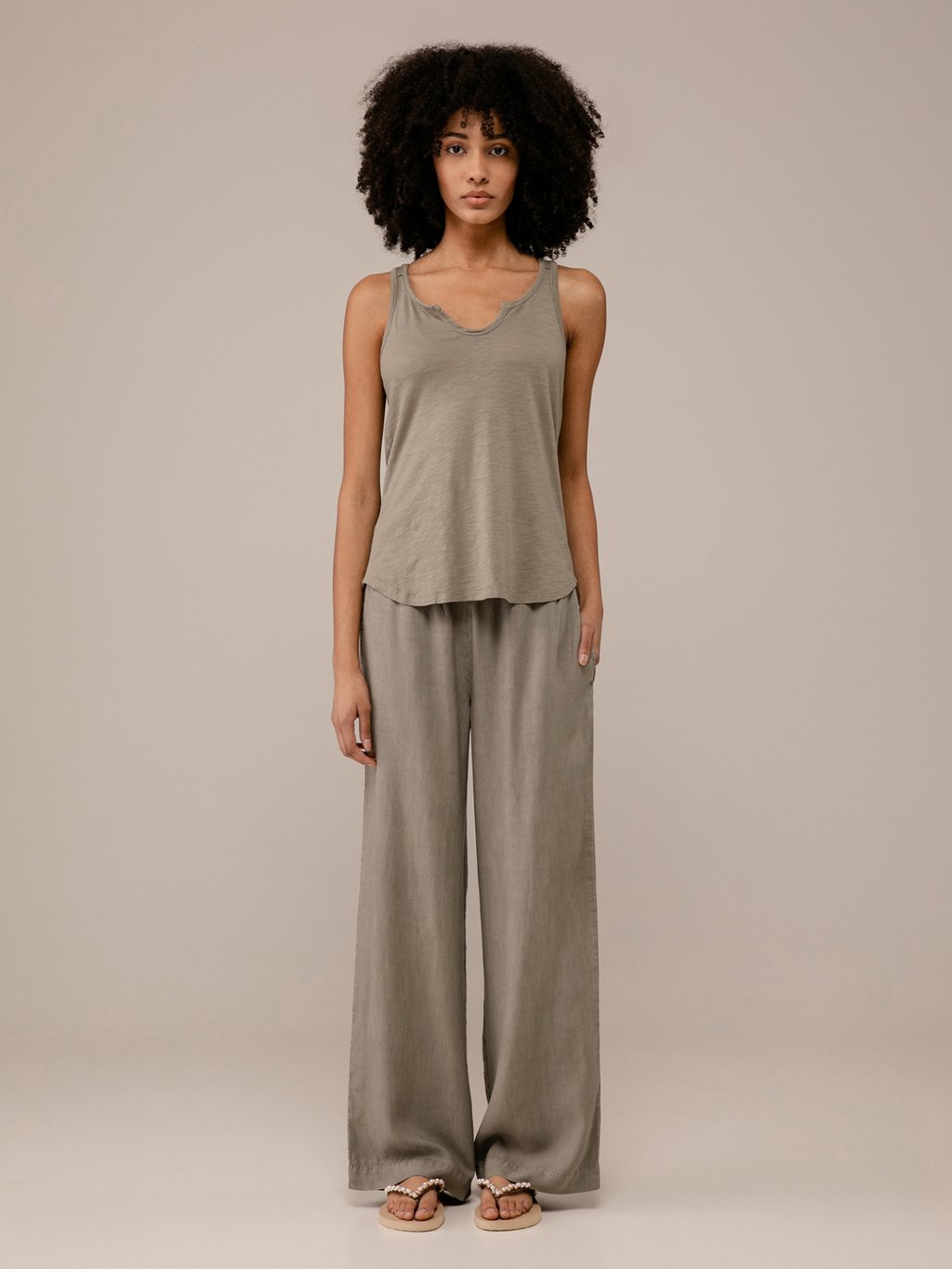 Detailansicht von Lässige Hose von BELLA DAHL