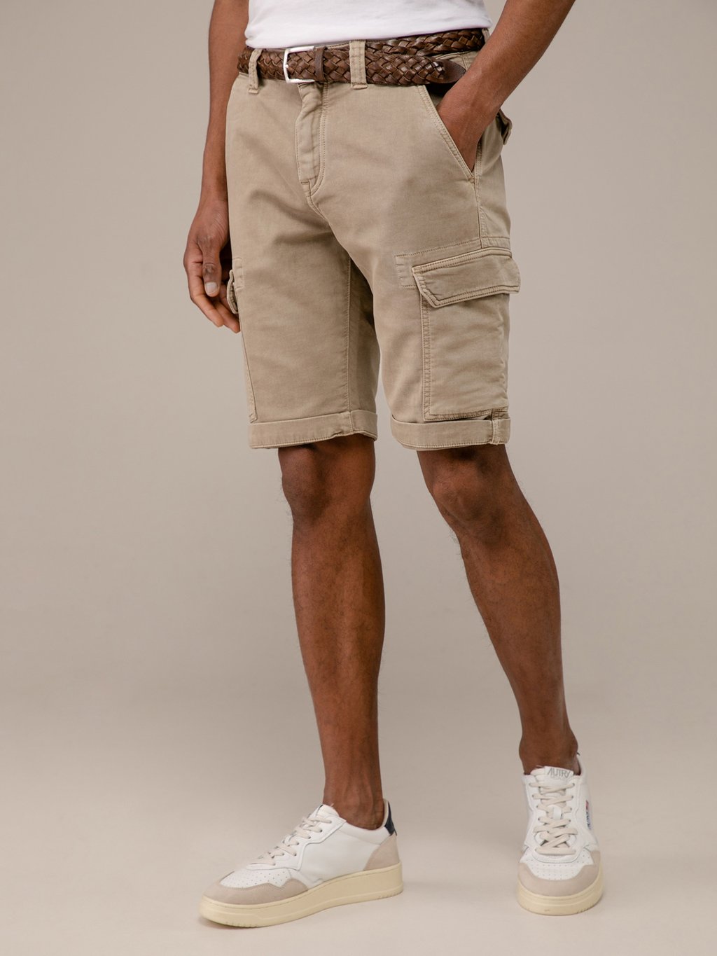 Detailansicht von Cargo-Bermudas von LE TEMPS DES CERISES