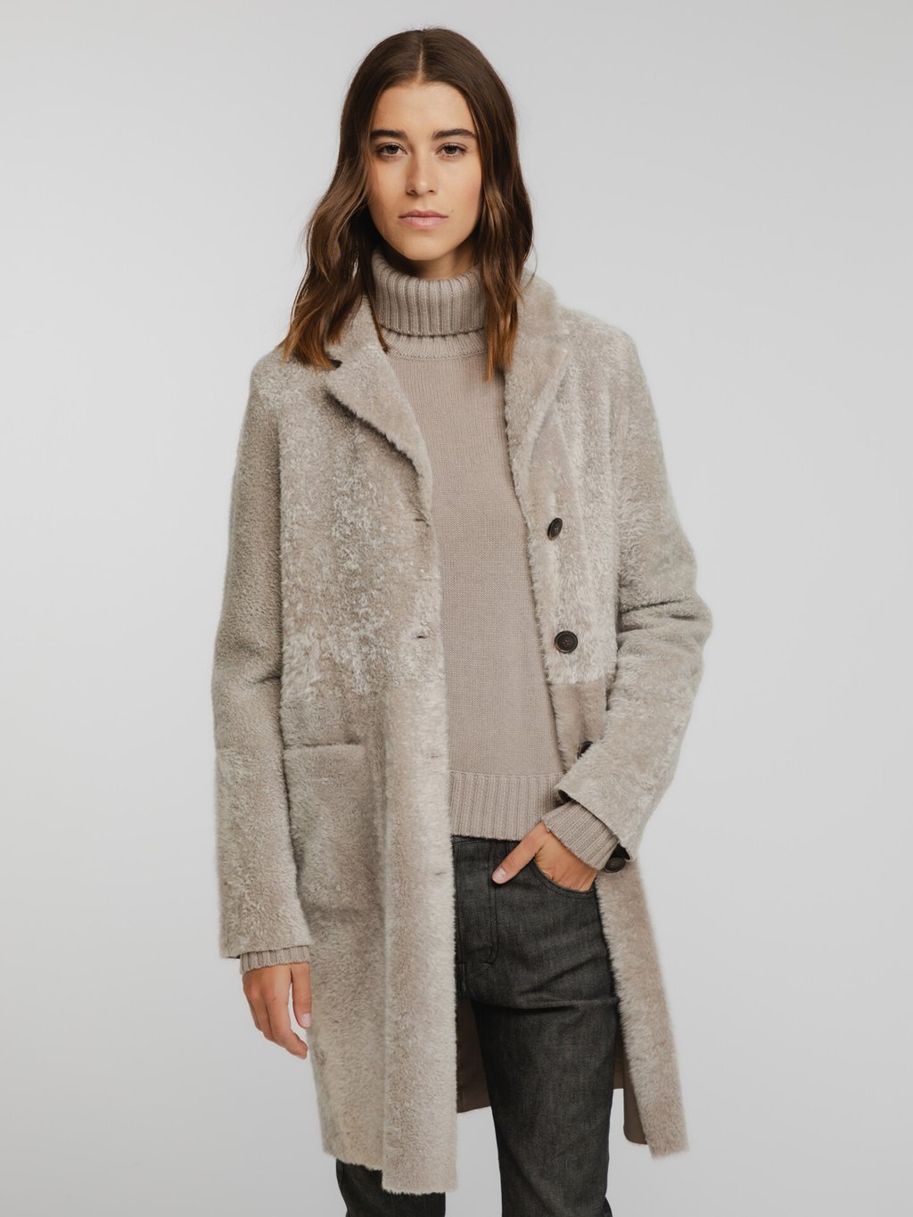 Detailansicht von Wendbarer Ledermantel von BENEDETTA NOVI