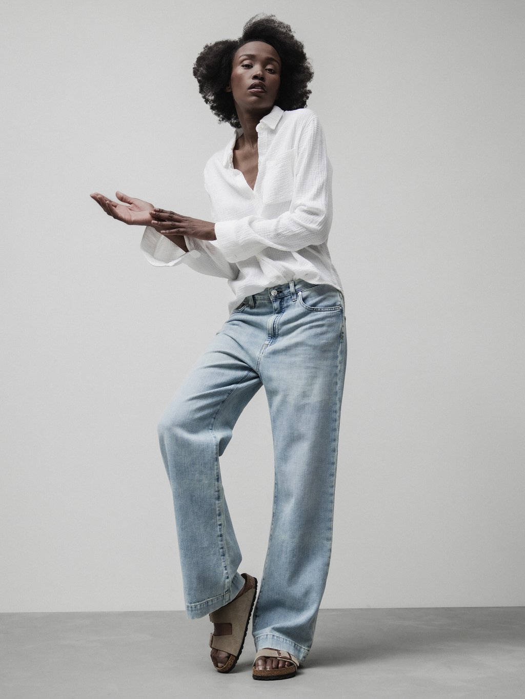 Detailansicht von Musselinbluse von DANIELS