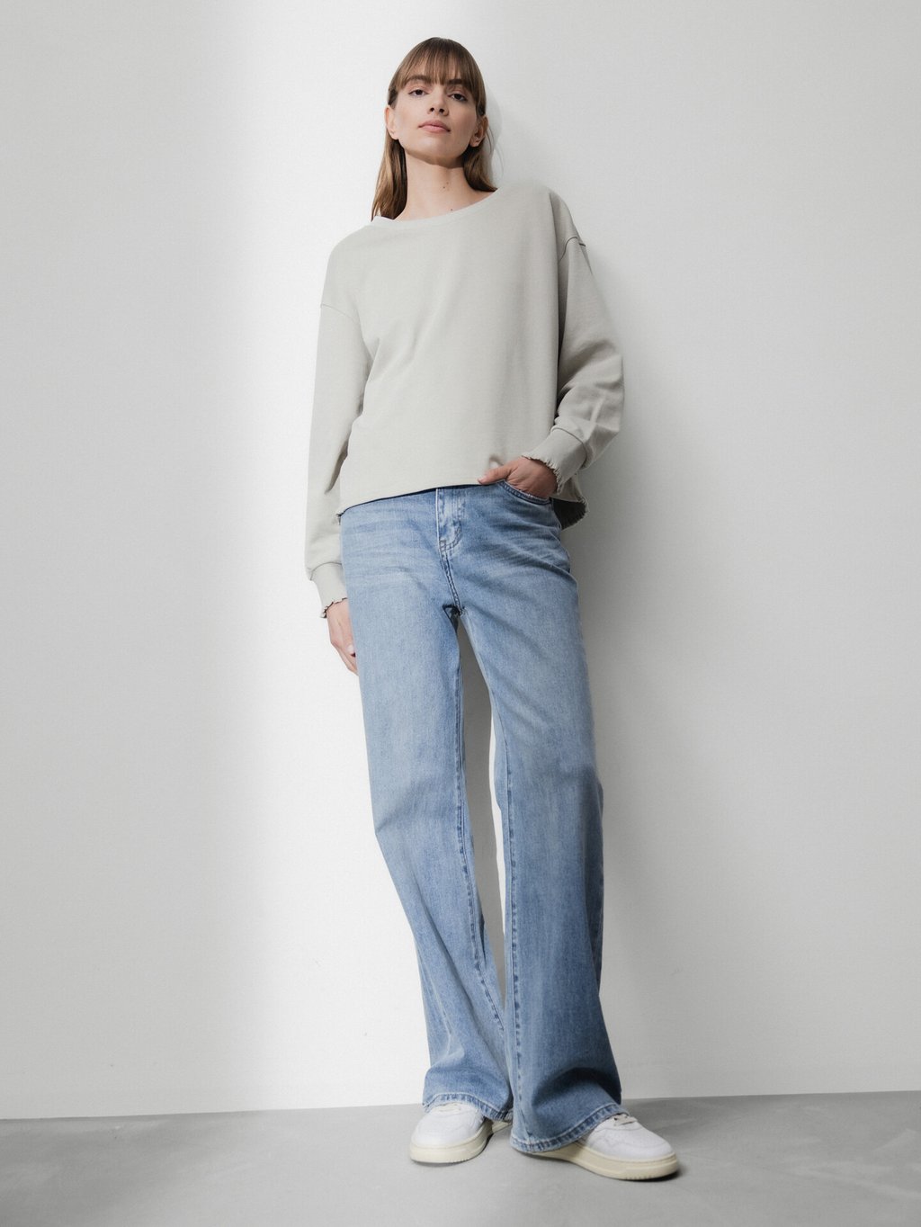 Detailansicht von Sweatshirt von LOVE JOY VICTOY