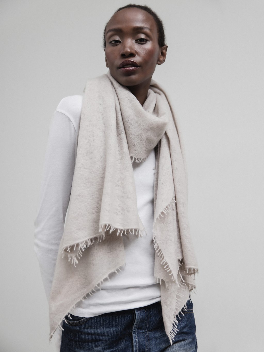 Detailansicht von Schal aus Cashmere von PUR SCHOEN