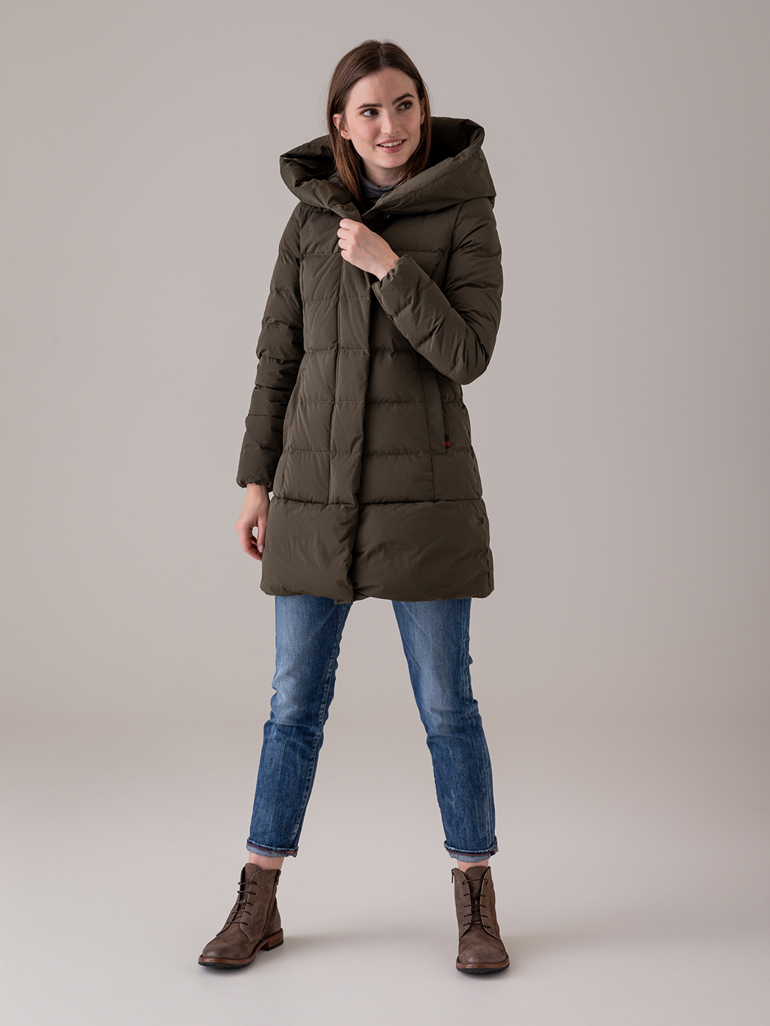 Detailansicht von Daunenjacke von WOOLRICH