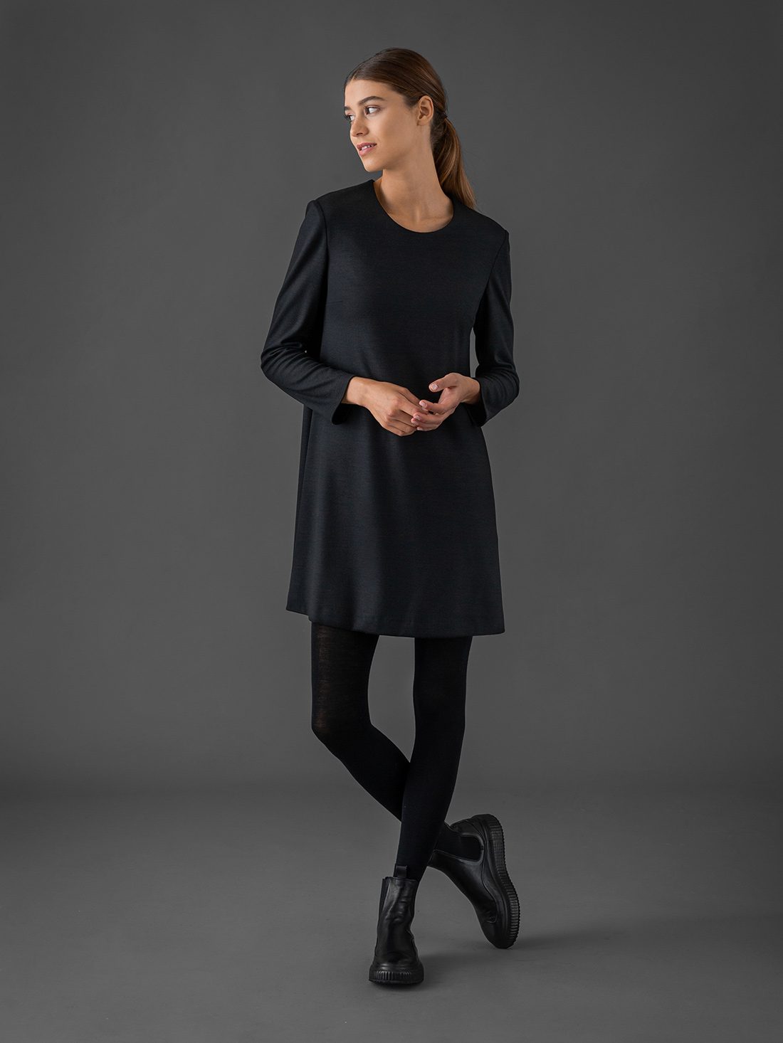 Detailansicht von Kurzes Kleid aus Merinowolle von HARRIS WHARF LONDON