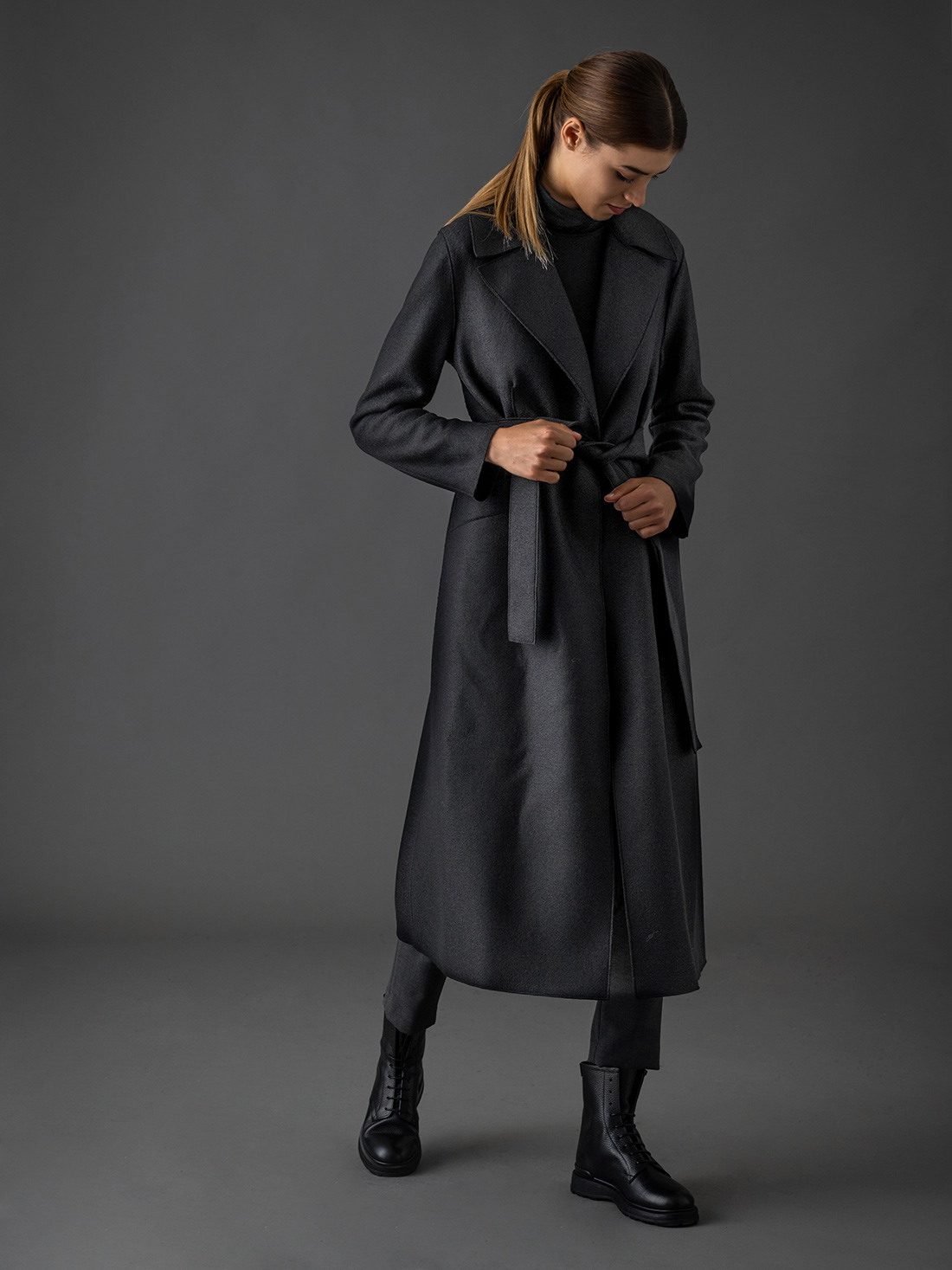 Detailansicht von Schurwollmantel von HARRIS WHARF LONDON