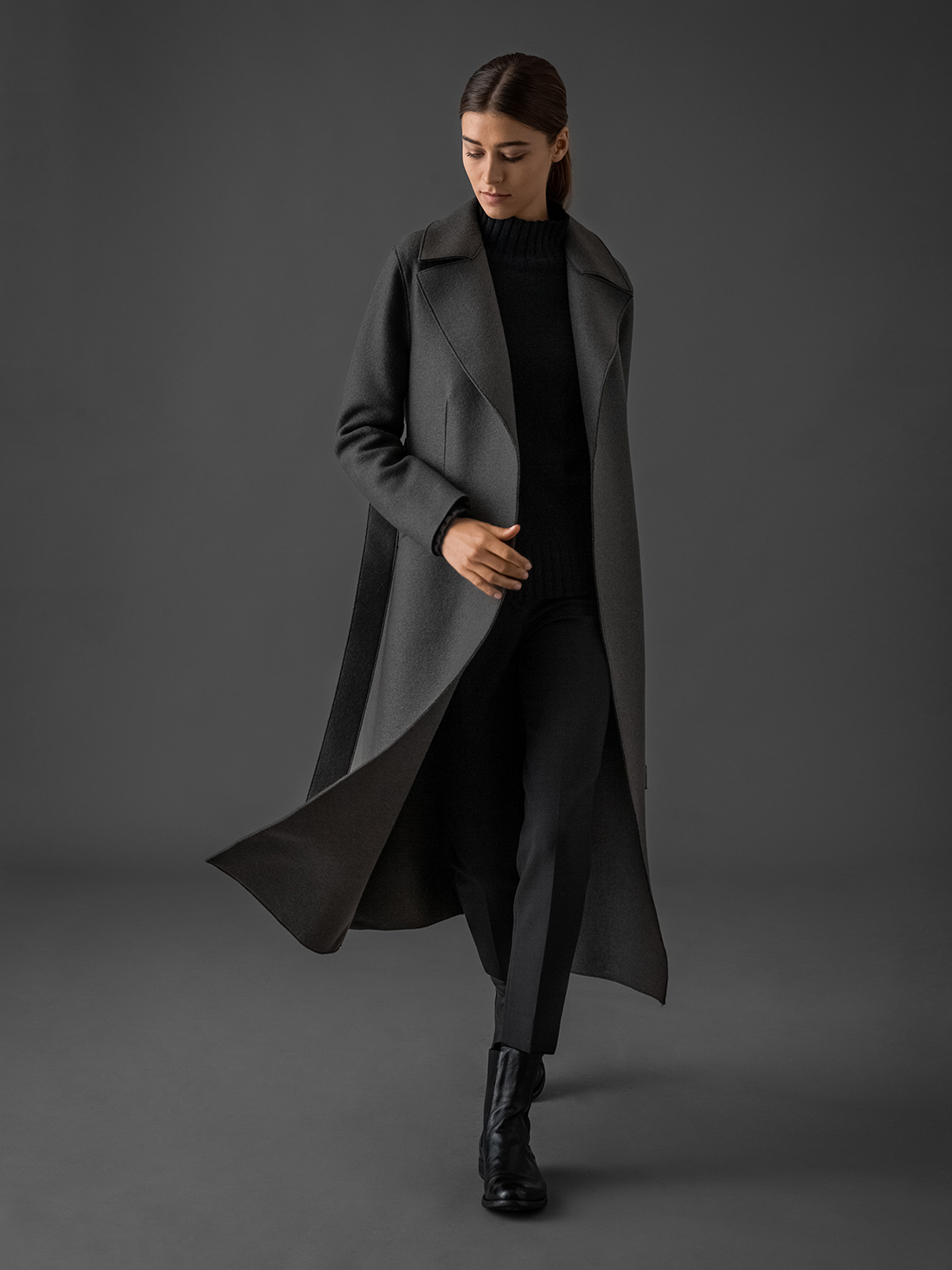 Detailansicht von Langer Wollmantel von HARRIS WHARF LONDON