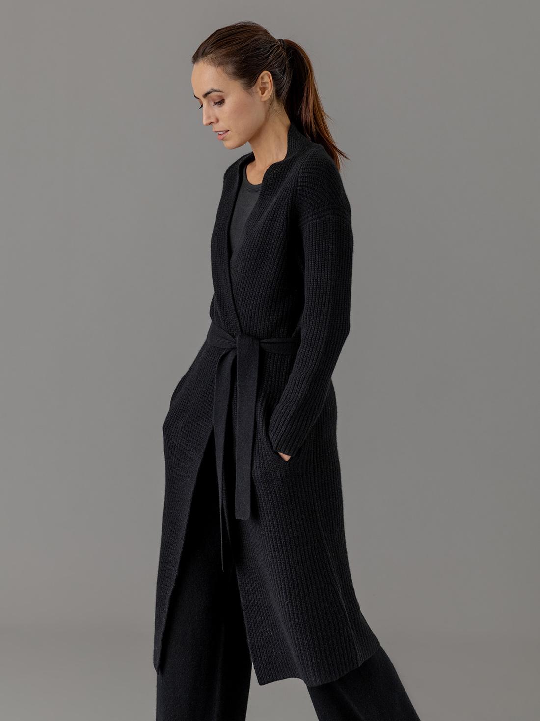 Detailansicht von Strickmantel aus Cashmere von 360 CASHMERE