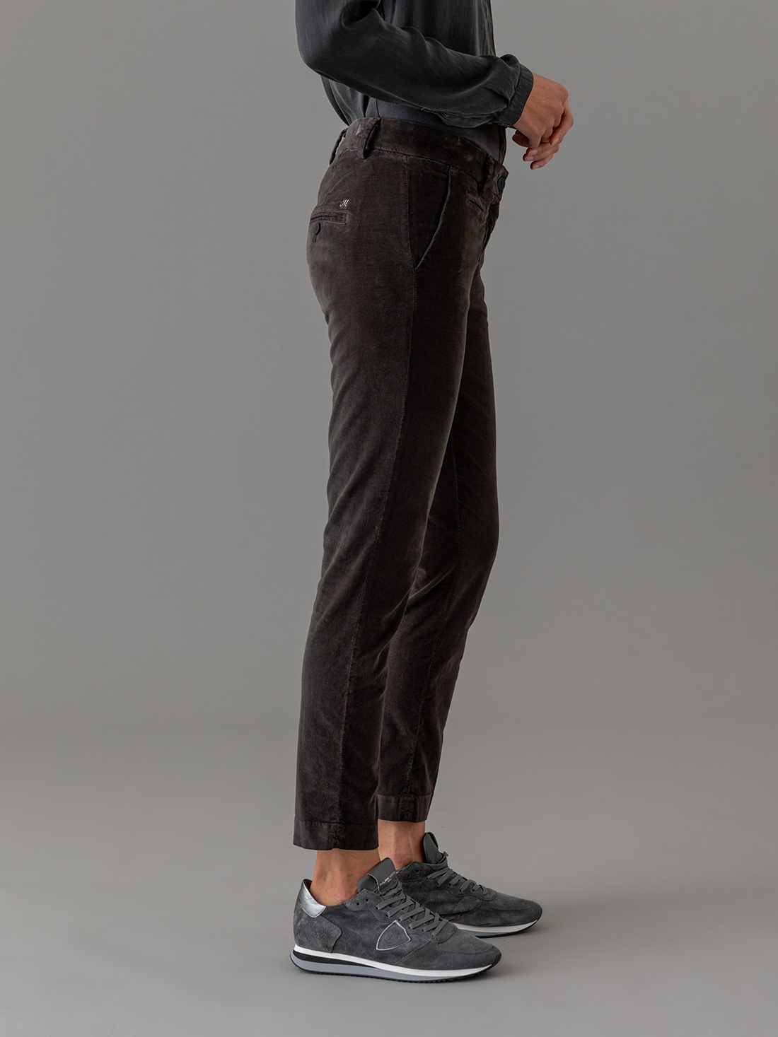 Detailansicht von Chinohose aus Samt von MASON’S