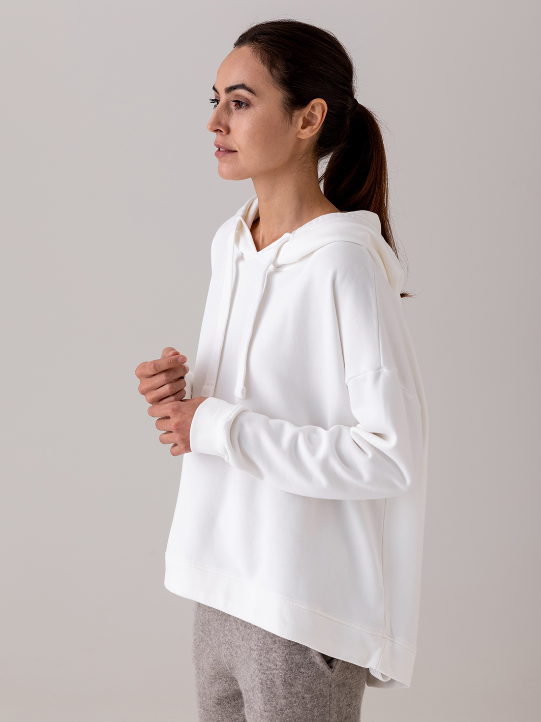 Detailansicht von Kapuzen-Sweatshirt aus Baumwolle von DANIELS