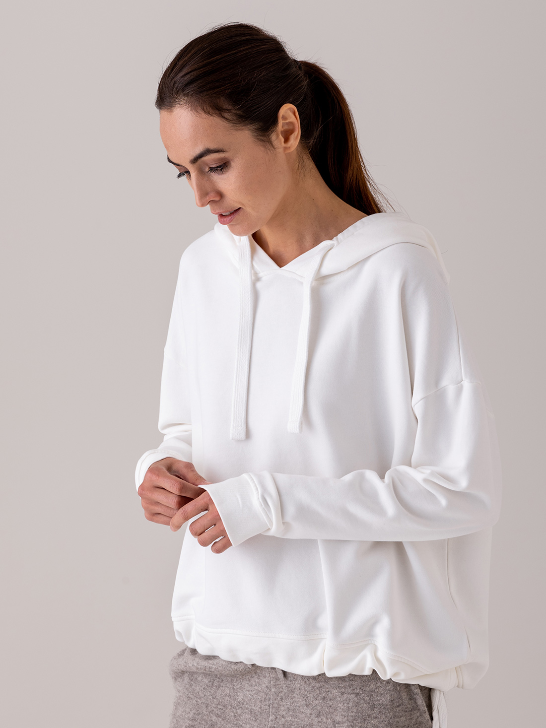 Detailansicht von Kapuzen-Sweatshirt aus Baumwolle von DANIELS