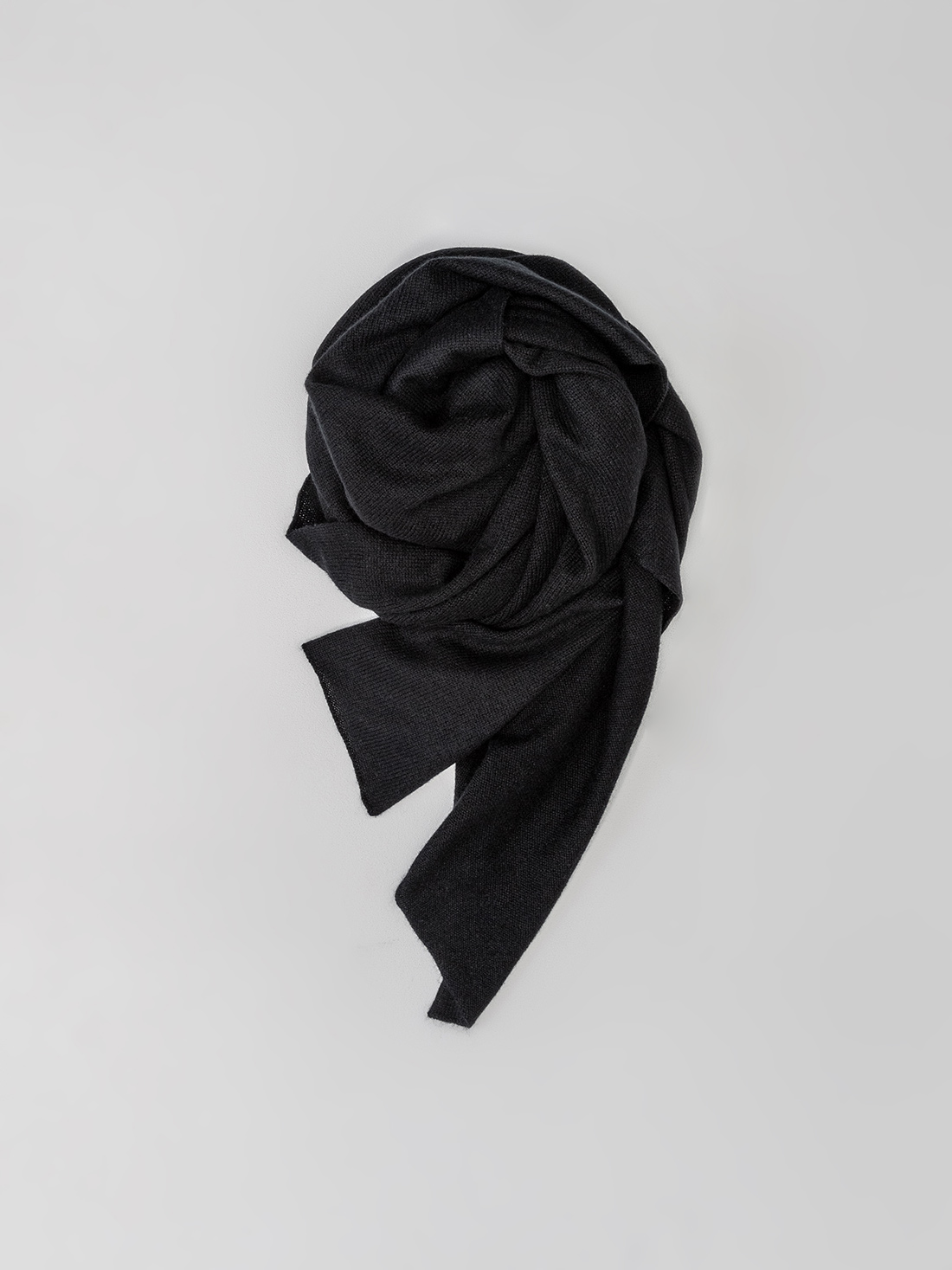 Detailansicht von Gestrickter Kaschmirschal von ALLUDE