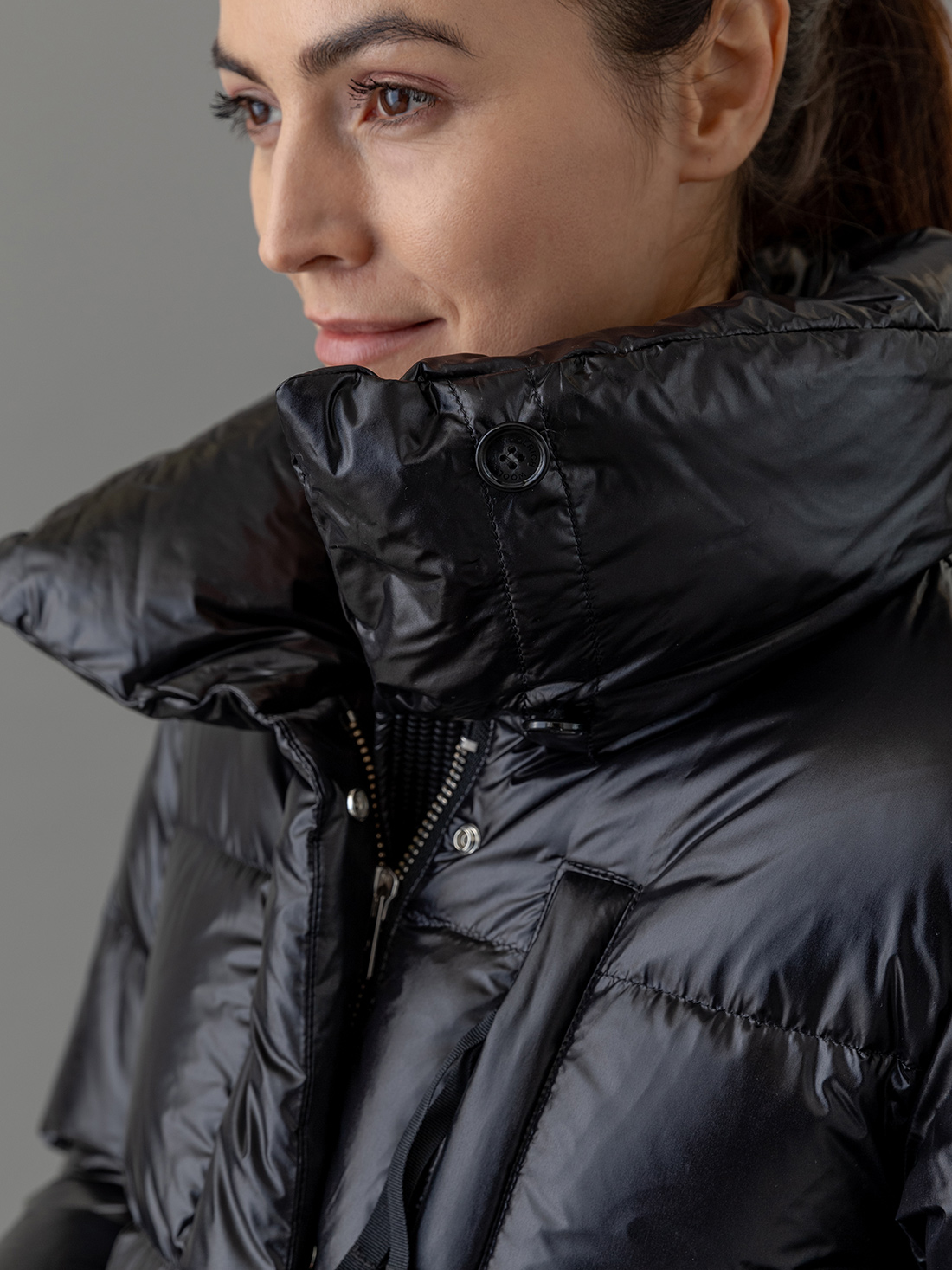 Detailansicht von Daunenjacke von WOOLRICH