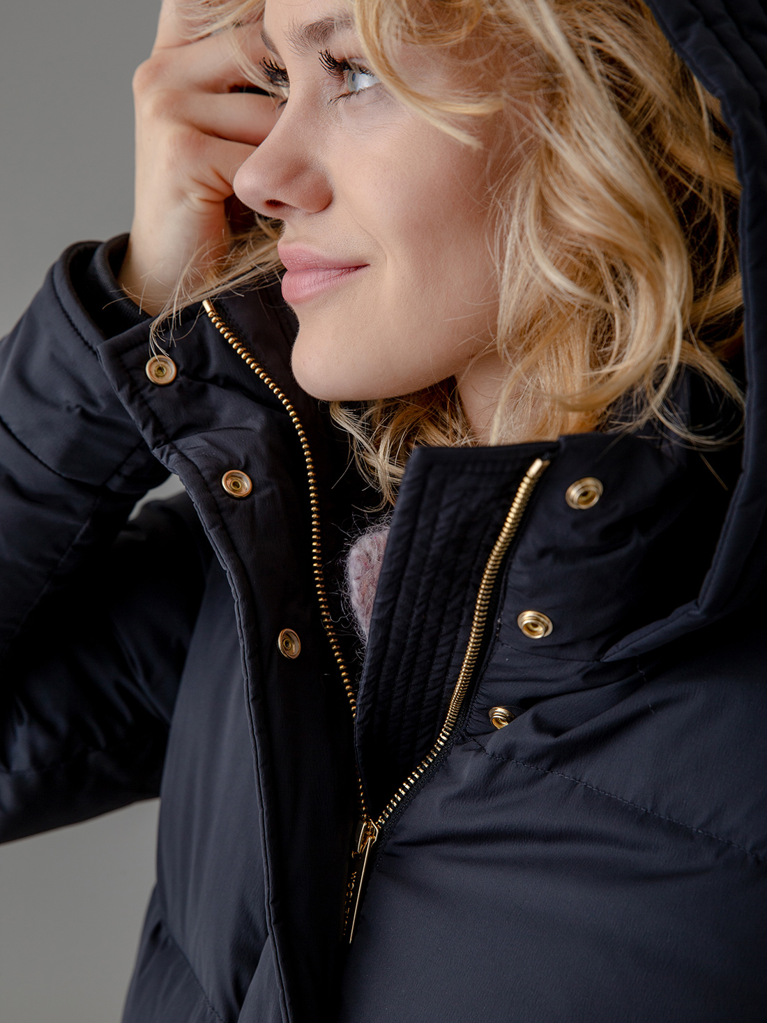 Detailansicht von Daunenmantel von WOOLRICH