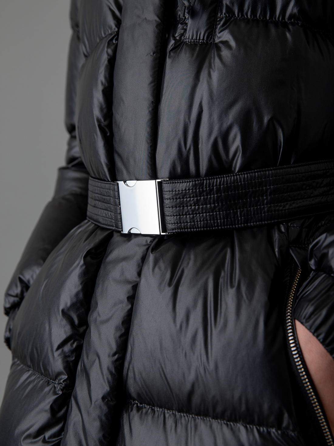 Detailansicht von Daunenmantel von WOOLRICH