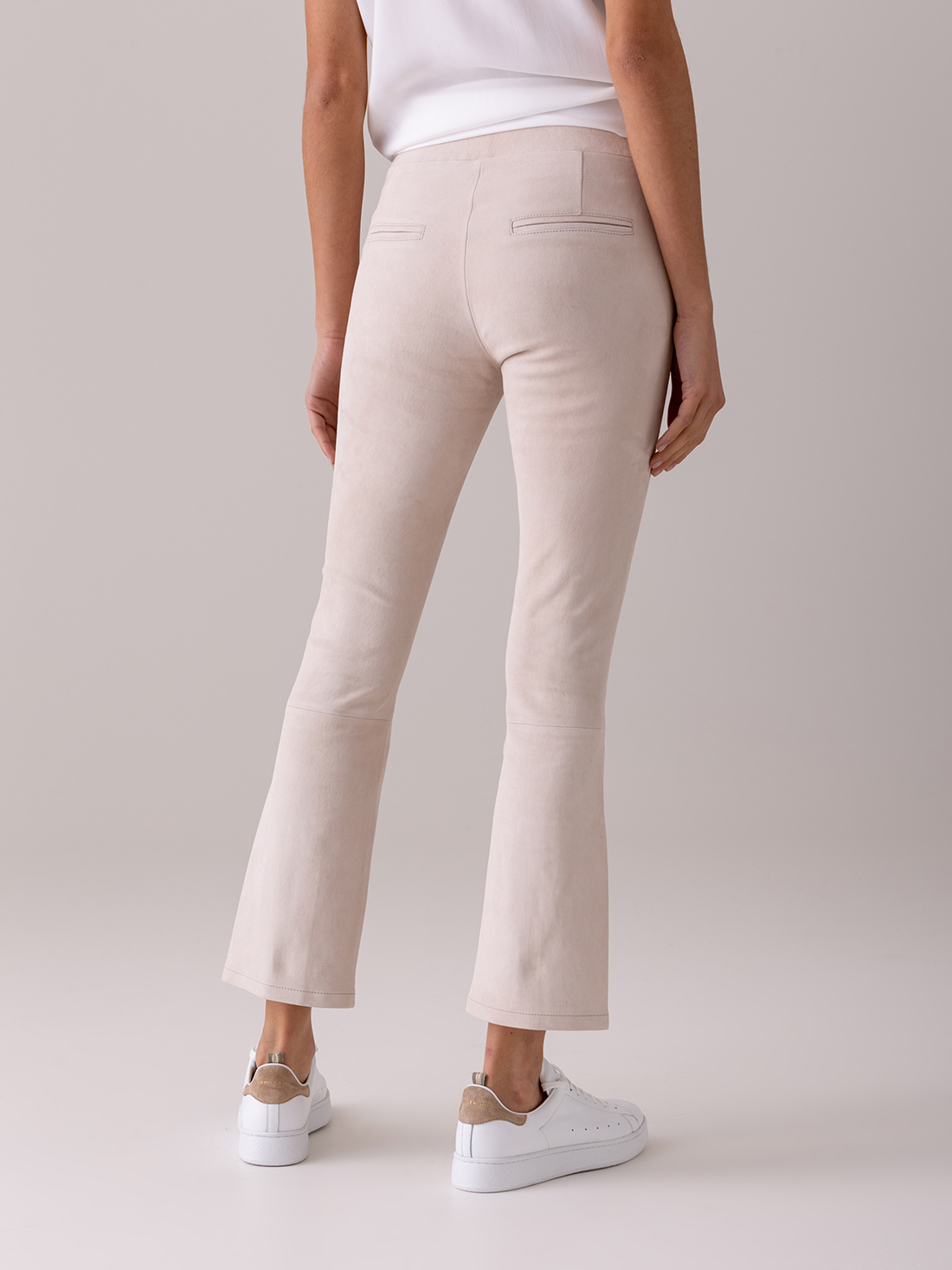 Detailansicht von Velour-Lederhose von ARMA