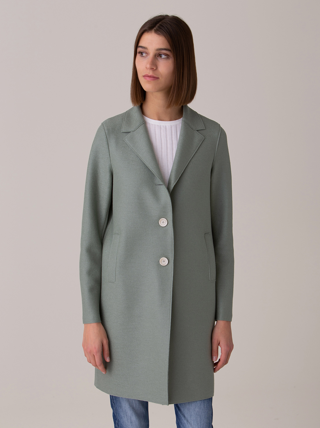 Detailansicht von Schurwollmantel von HARRIS WHARF